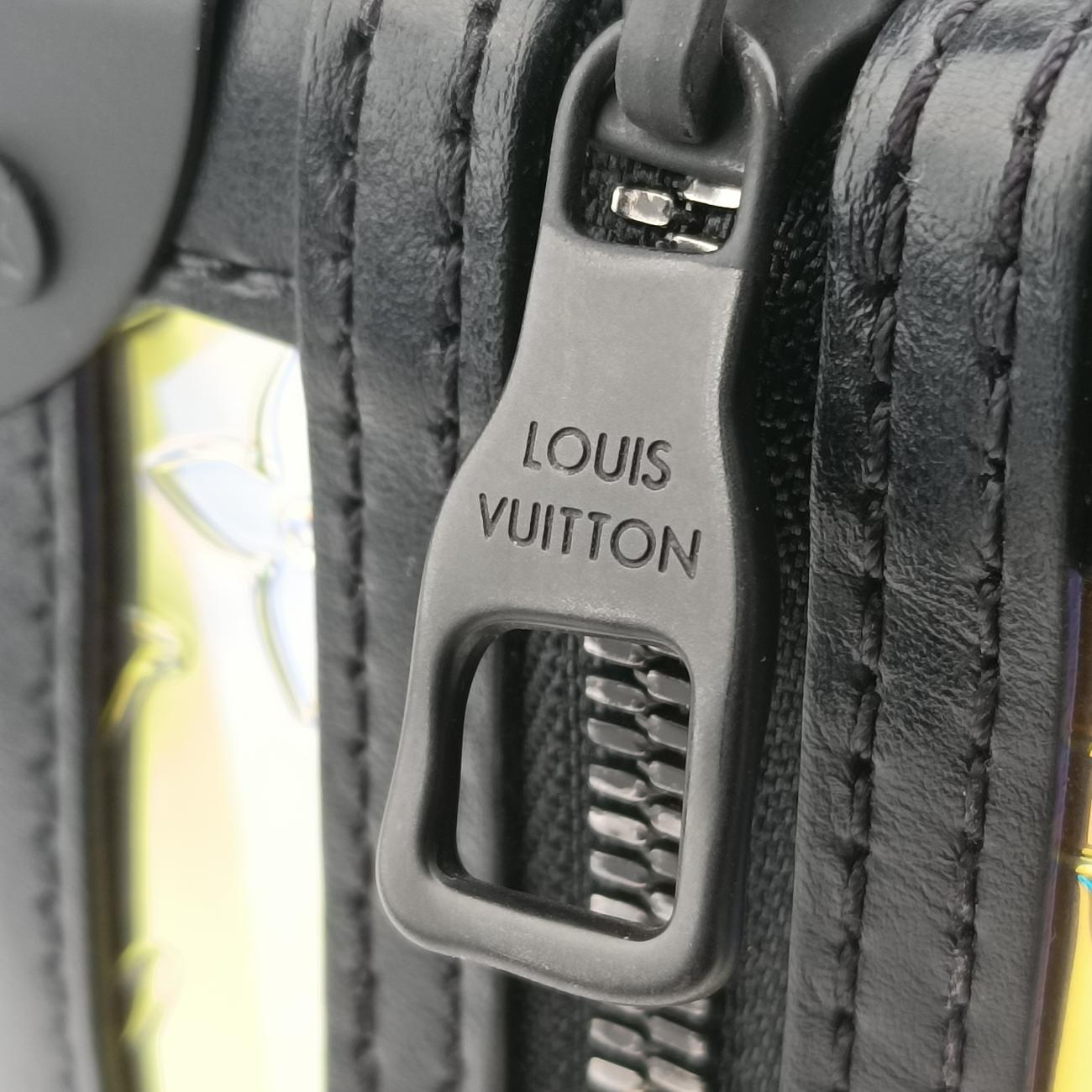 Pre-owned Louis Vuitton Soft Trunk Hologram x black Monogram Prism×calf leather M55932 shoulderbag | stylenewstar