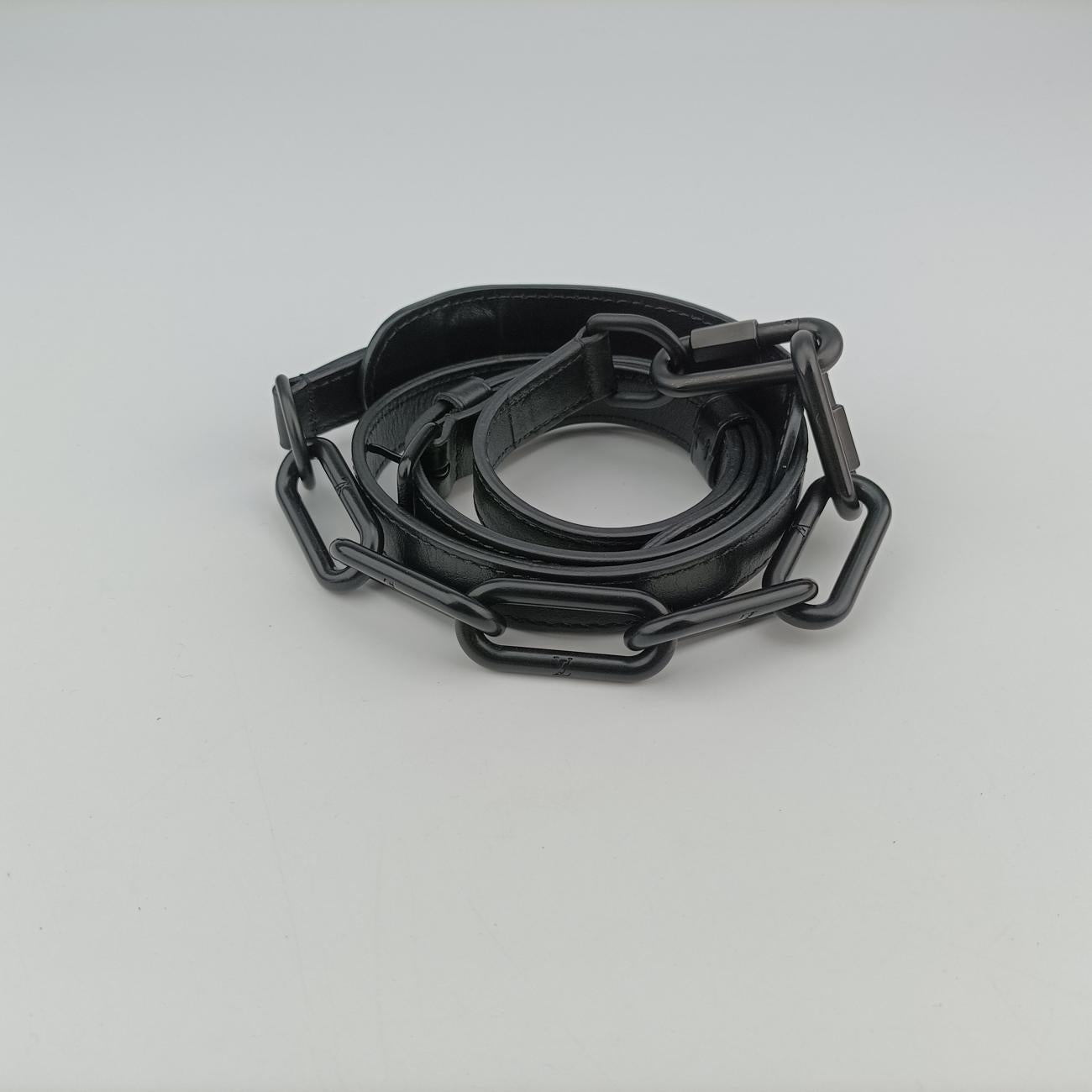 Pre-owned Louis Vuitton Soft Trunk Hologram x black Monogram Prism×calf leather M55932 shoulderbag | stylenewstar