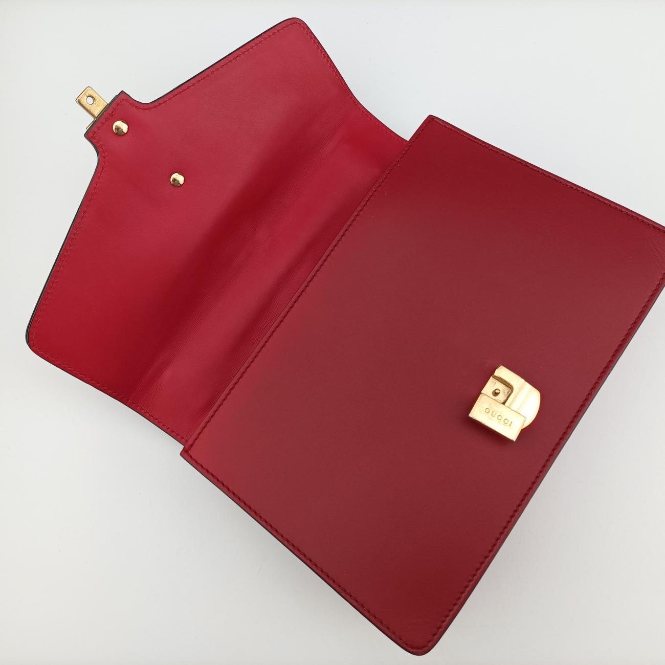 Pre-owned Gucci Sylvie Red×navy Leather 421882 shoulderbag | stylenewstar