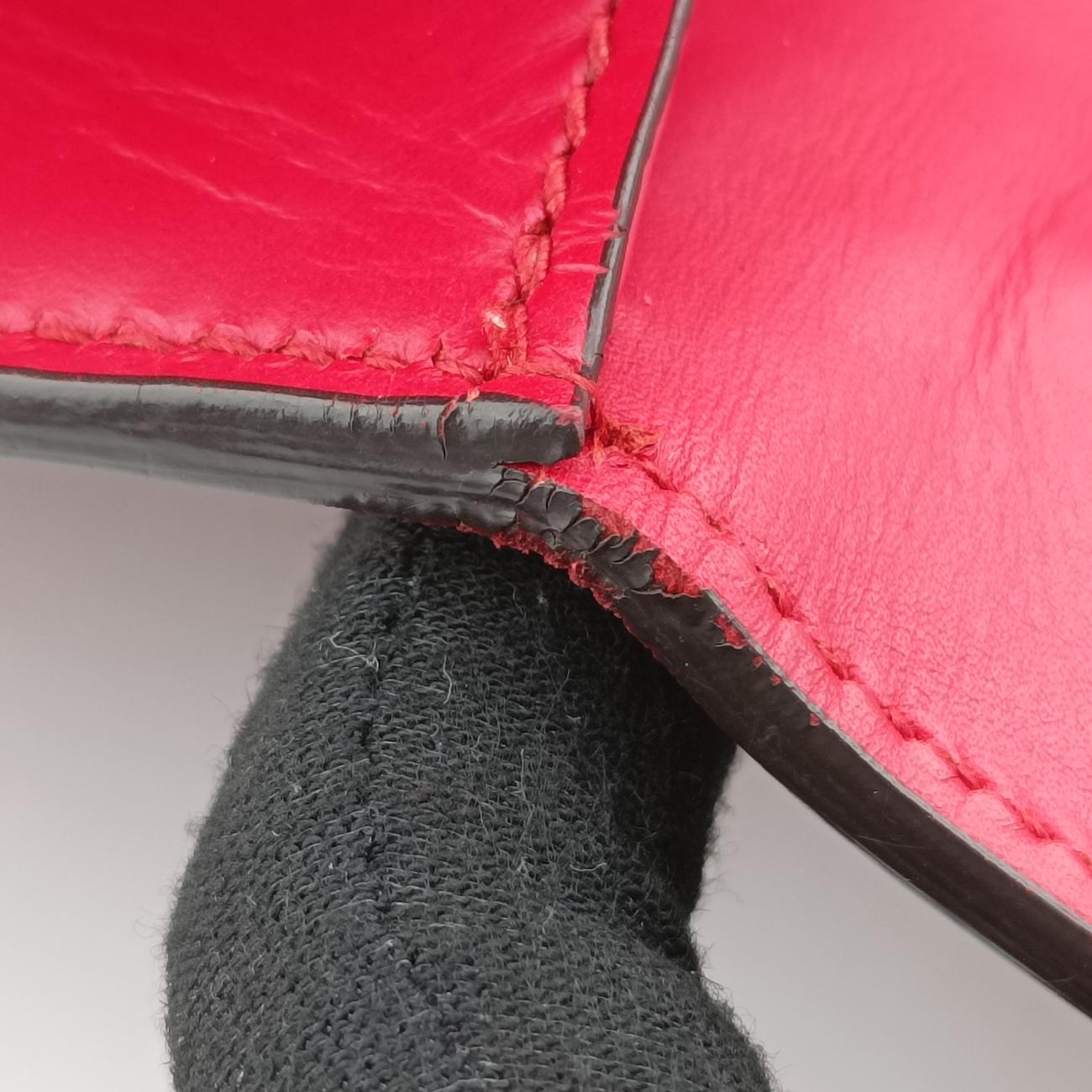 Pre-owned Gucci Sylvie Red×navy Leather 421882 shoulderbag | stylenewstar