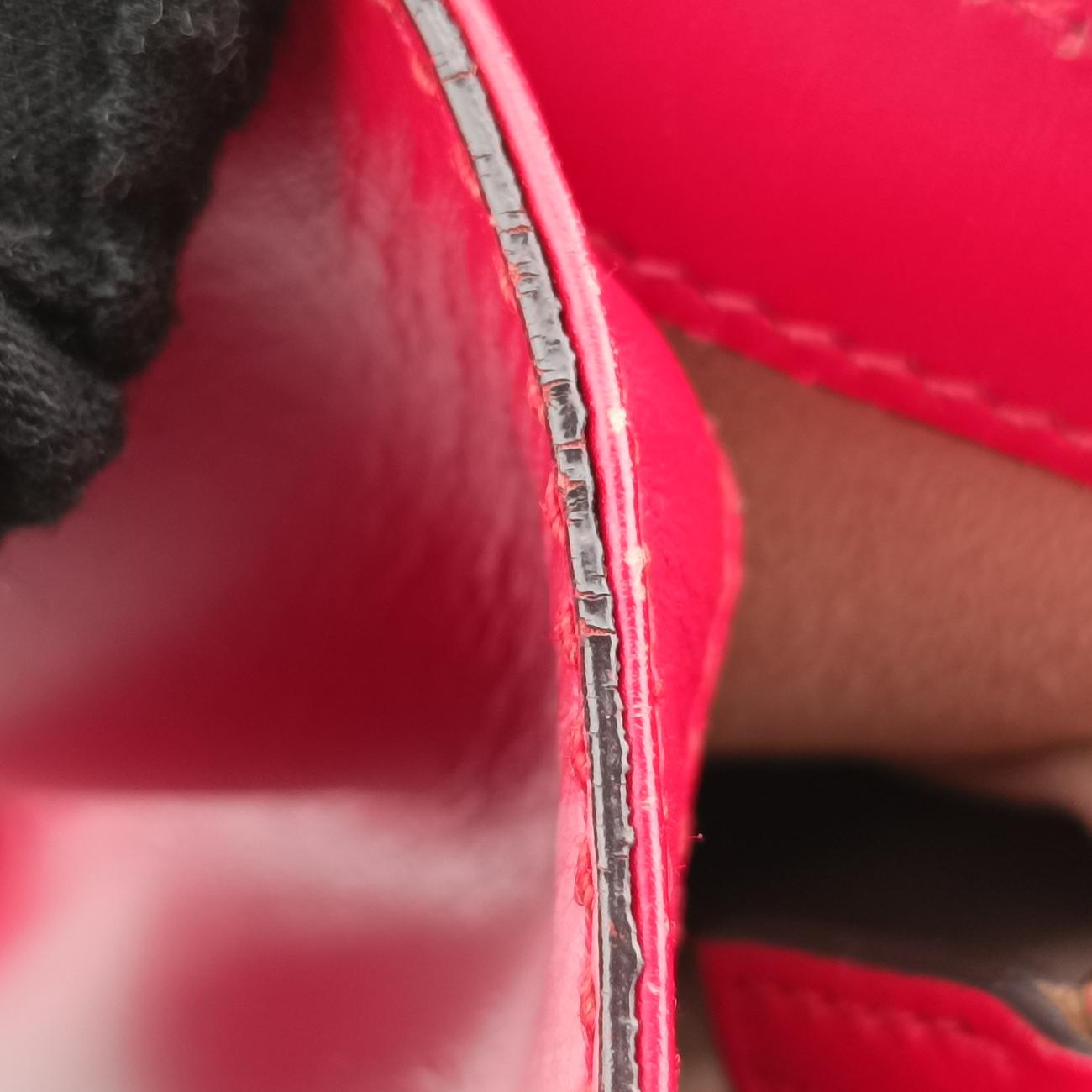 Pre-owned Gucci Sylvie Red×navy Leather 421882 shoulderbag | stylenewstar