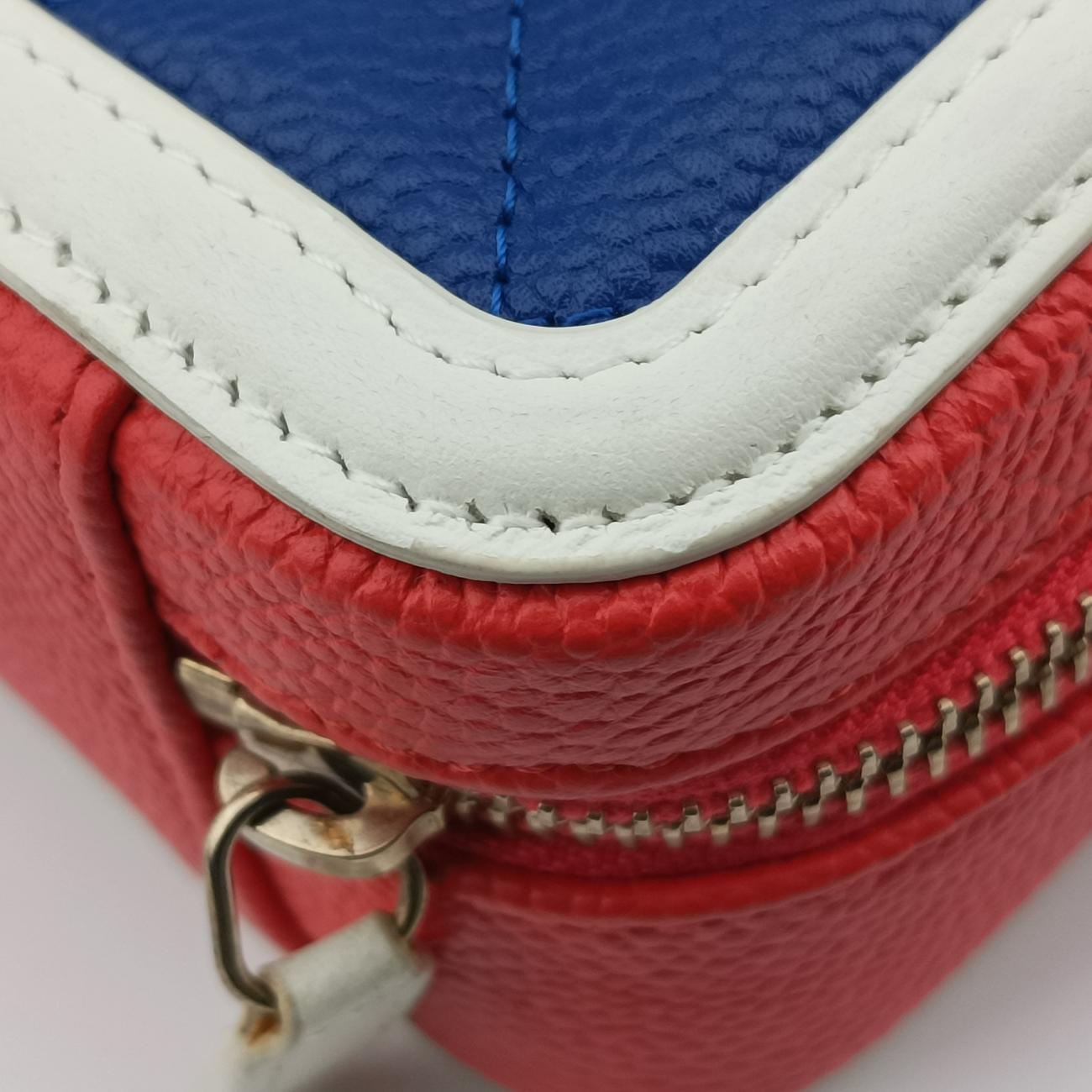 Pre-owned Chanel Filigree Vanity Case Top Handle Red x Blue x White Caviar Skin A84452 shoulderbag | stylenewstar