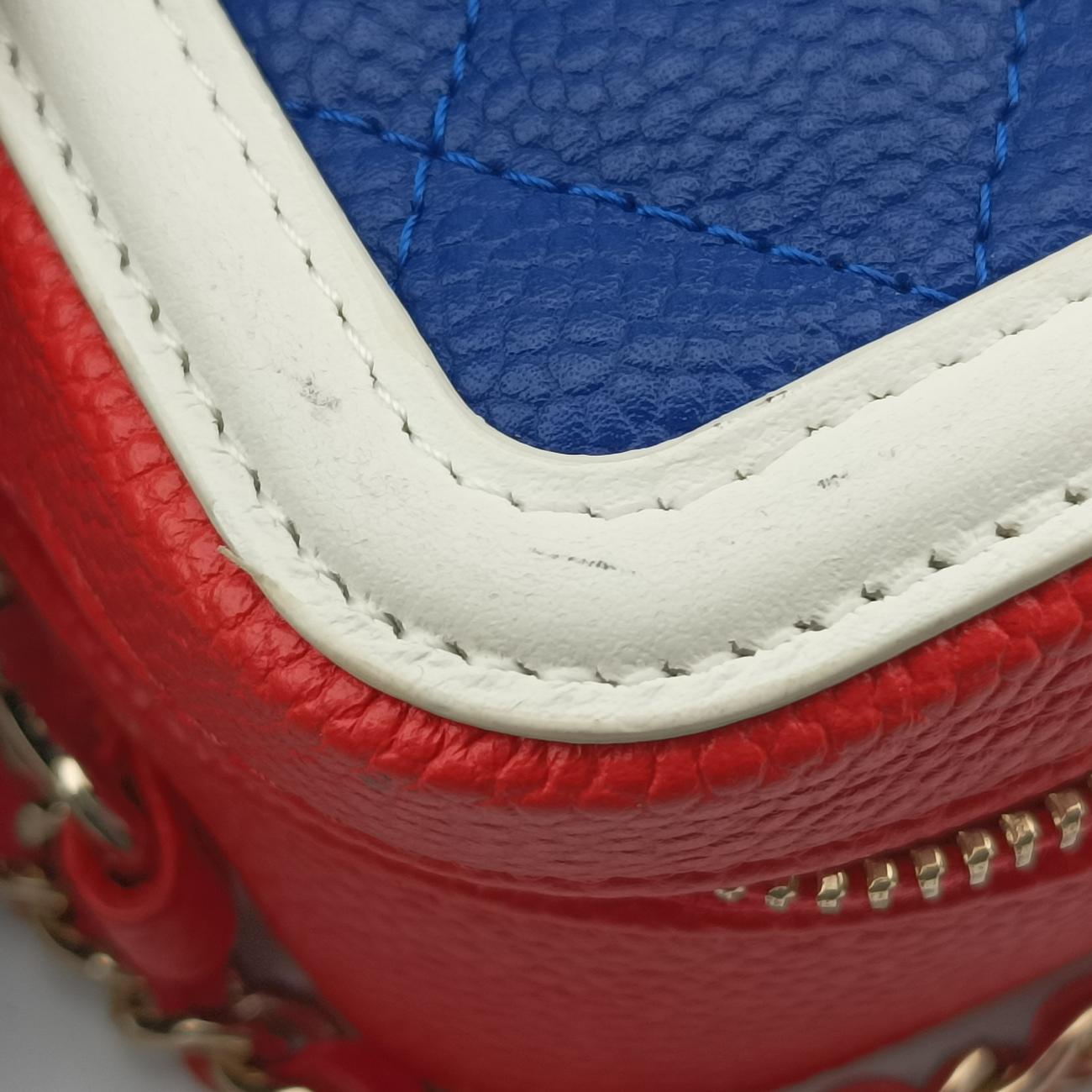 Pre-owned Chanel Filigree Vanity Case Top Handle Red x Blue x White Caviar Skin A84452 shoulderbag | stylenewstar