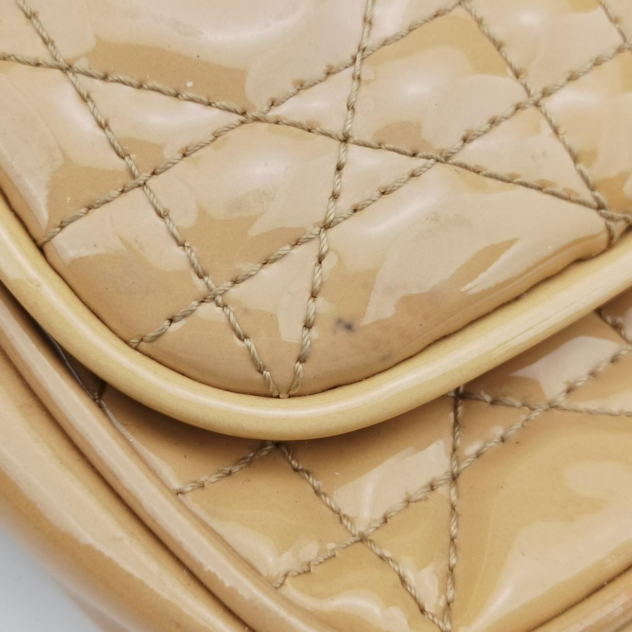 Pre-owned Christian Dior Cannage Beige Enamel  shoulderbag | stylenewstar