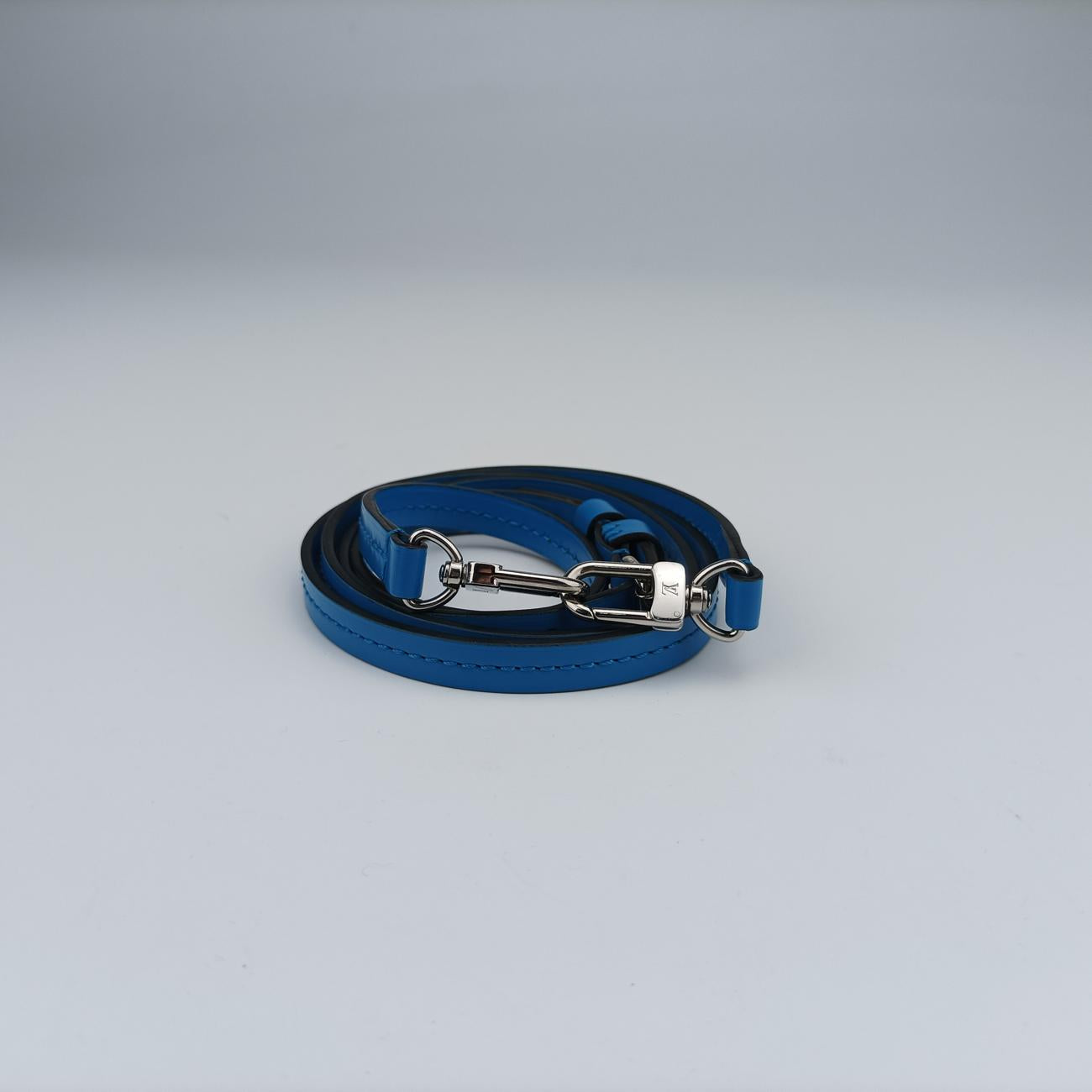 Pre-owned Louis Vuitton Breaker box Navy×Red epi M52466 shoulderbag | stylenewstar