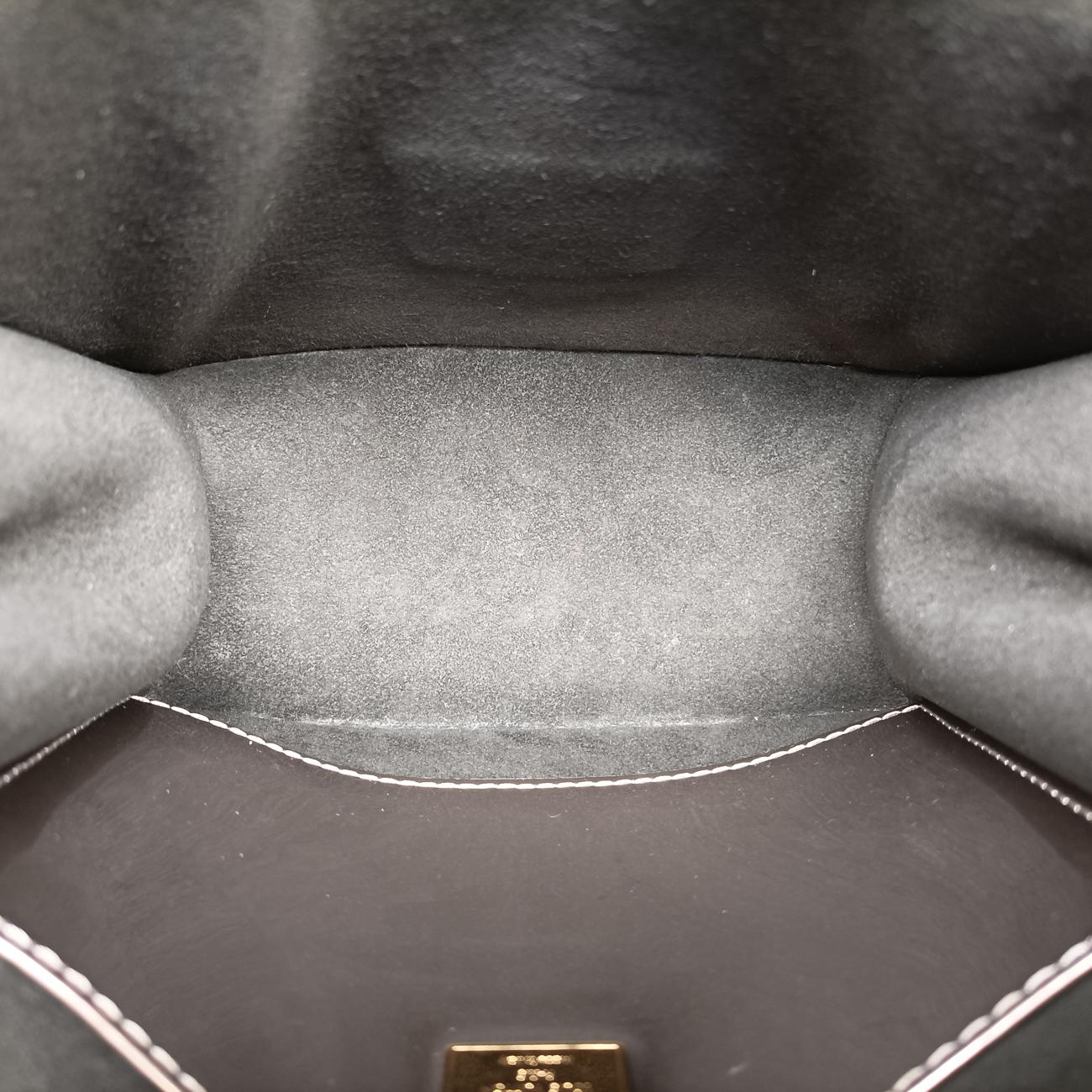 Pre-owned Louis Vuitton Spring Street PM Rose Pale Enamel × Coated Canvas M90502 shoulderbag | stylenewstar