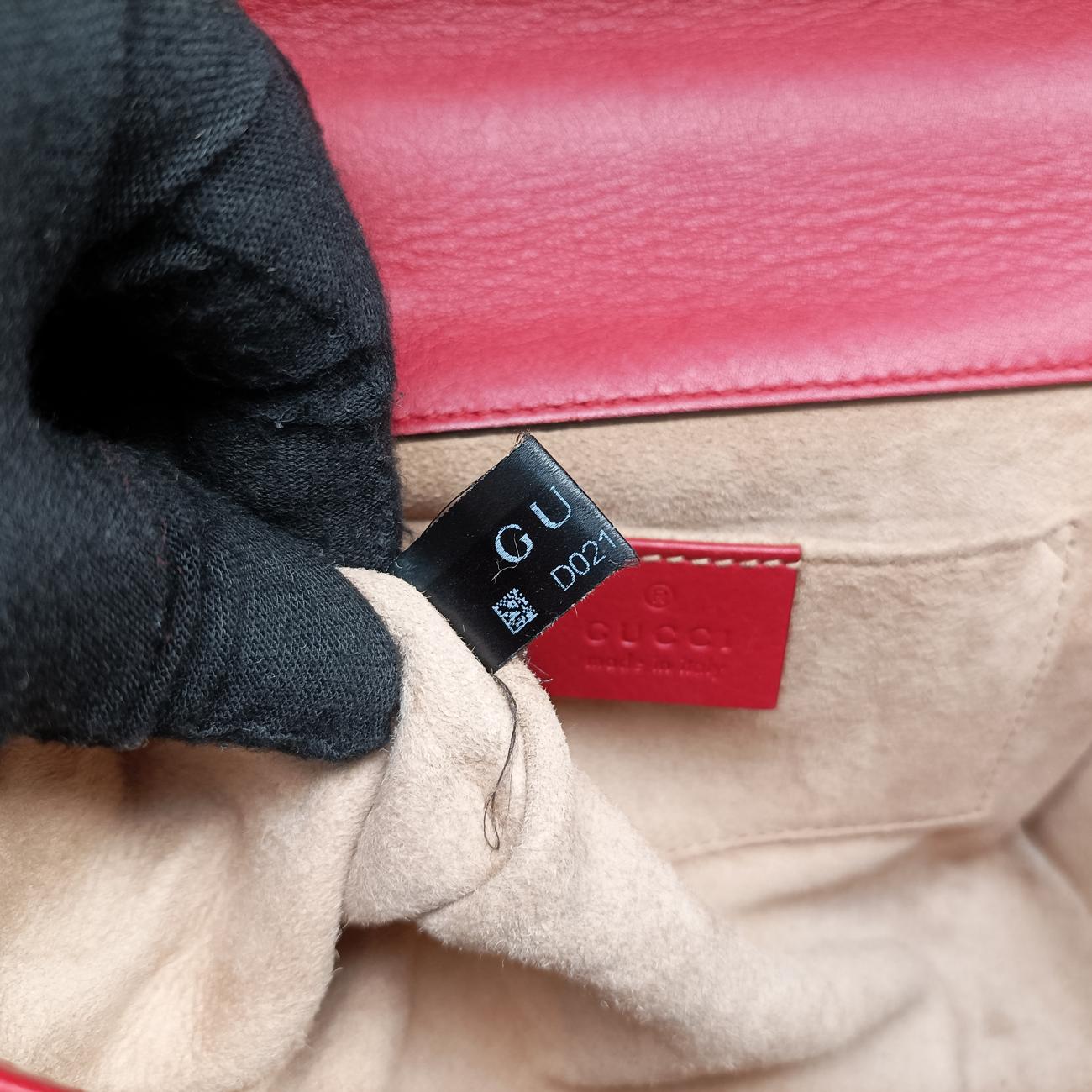 Secondhand Gucci Padlock Red Leather 432182 shoulderbag | stylenewstar