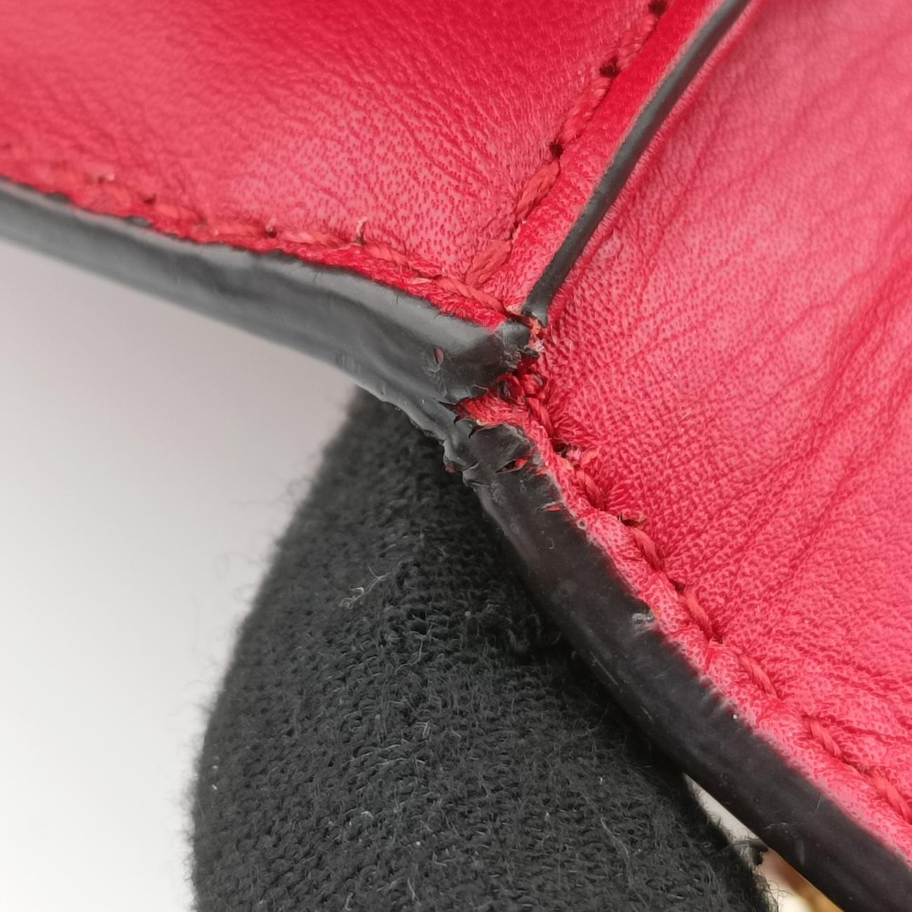 Secondhand Gucci Padlock Red Leather 432182 shoulderbag | stylenewstar