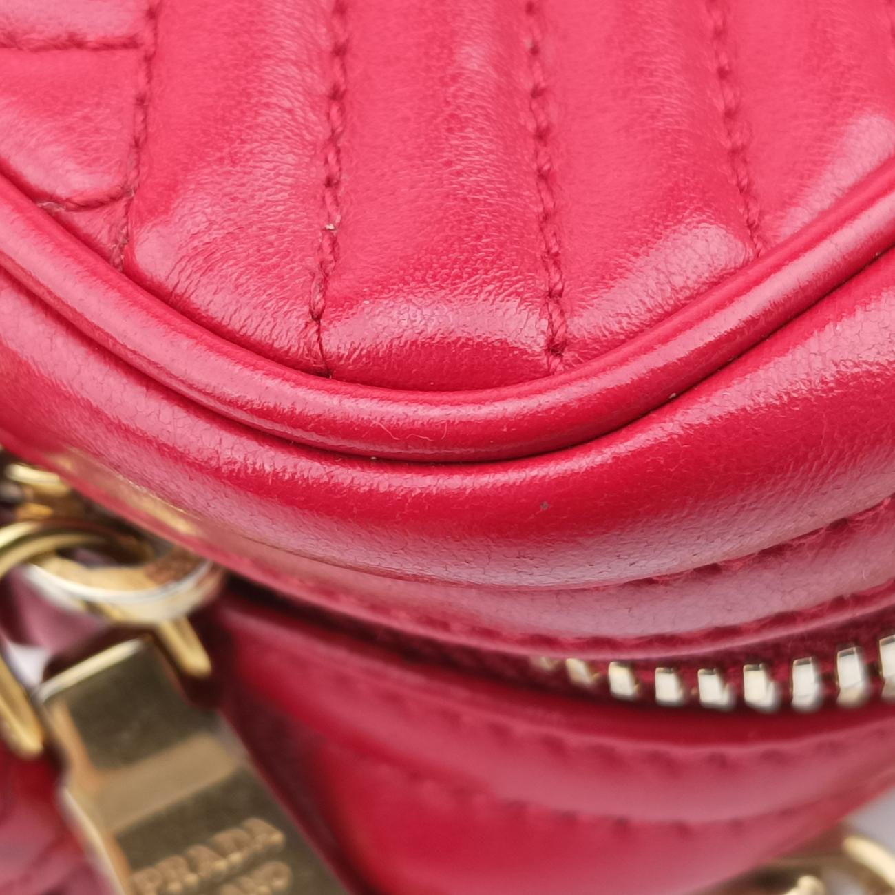 Pre-owned Prada Impunture Diagramme Red leather 1BH102 shoulderbag | stylenewstar