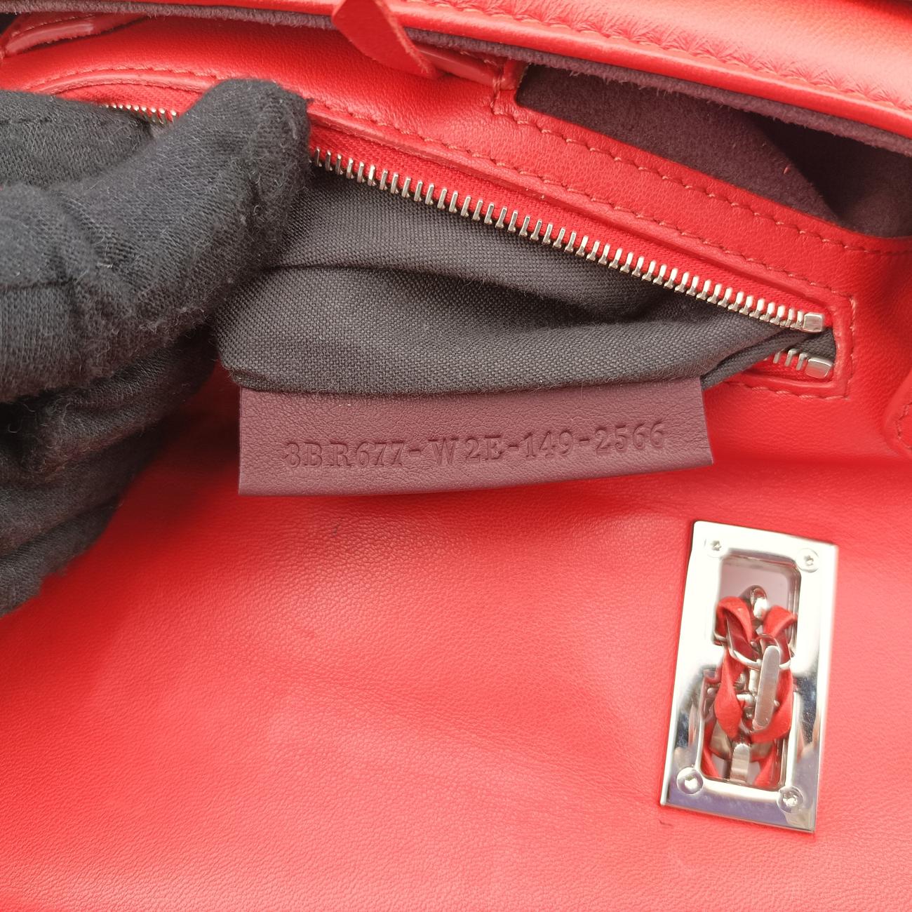 Vintage Fendi Be Baguette Red×Brown Leather 8BR677 shoulderbag | stylenewstar