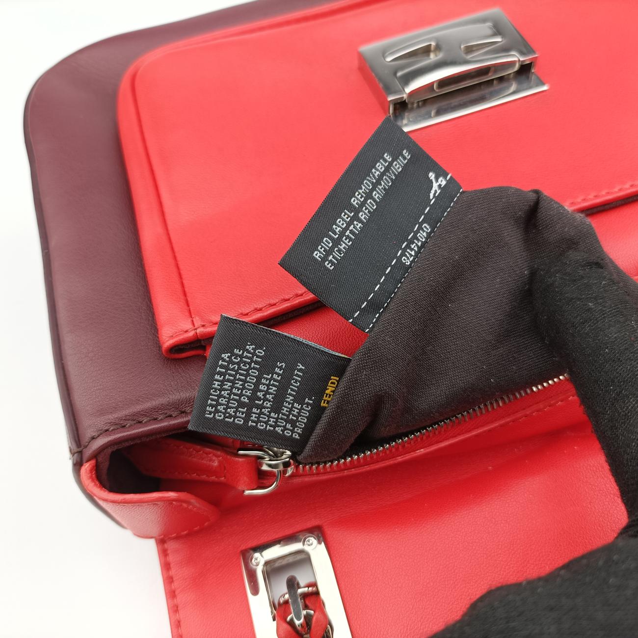Vintage Fendi Be Baguette Red×Brown Leather 8BR677 shoulderbag | stylenewstar