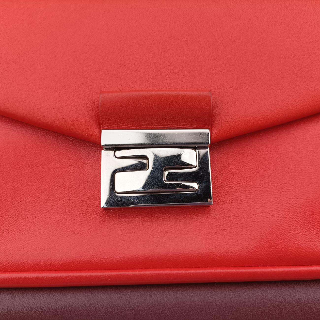 Vintage Fendi Be Baguette Red×Brown Leather 8BR677 shoulderbag | stylenewstar