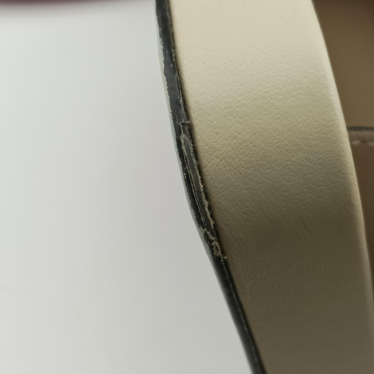 Pre-owned Gucci Interlocking G White×red Leather 658230 shoulderbag | stylenewstar