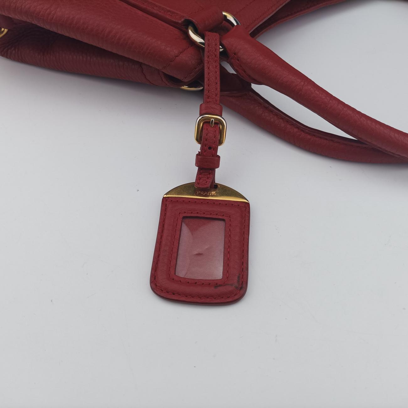 Pre-owned Prada Triangle logo Red Leather B2343M shoulderbag | stylenewstar