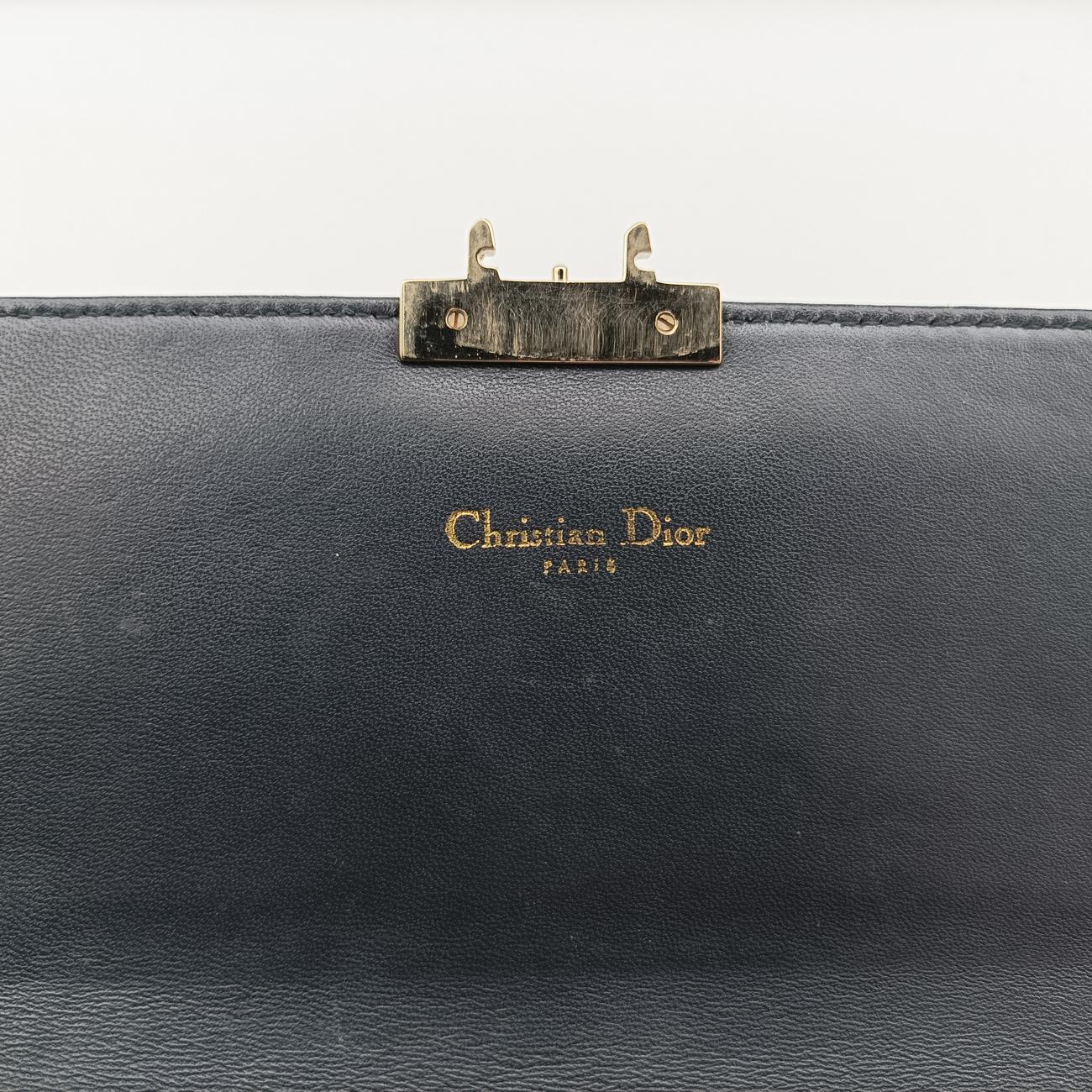 Pre-owned Christian Dior new lock Golden Patent  shoulderbag | stylenewstar