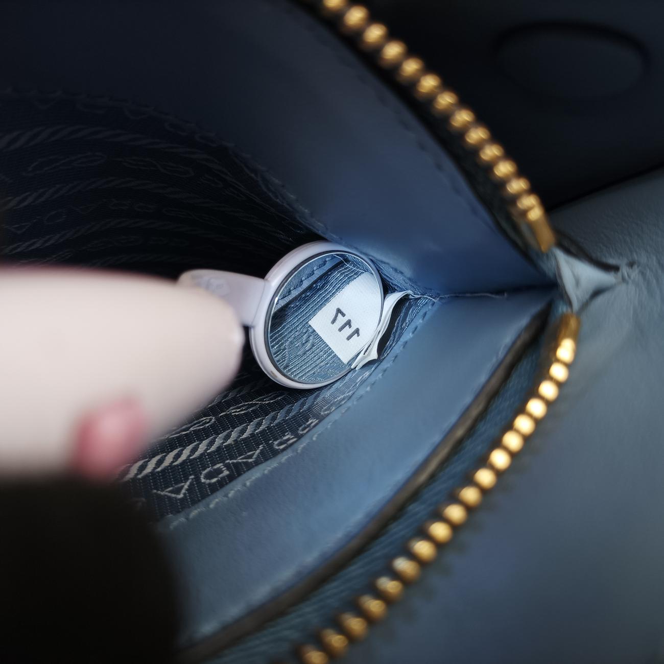 Pre-owned Prada Monochrome Blue SAFFIANO Leather 1BA156 shoulderbag | stylenewstar