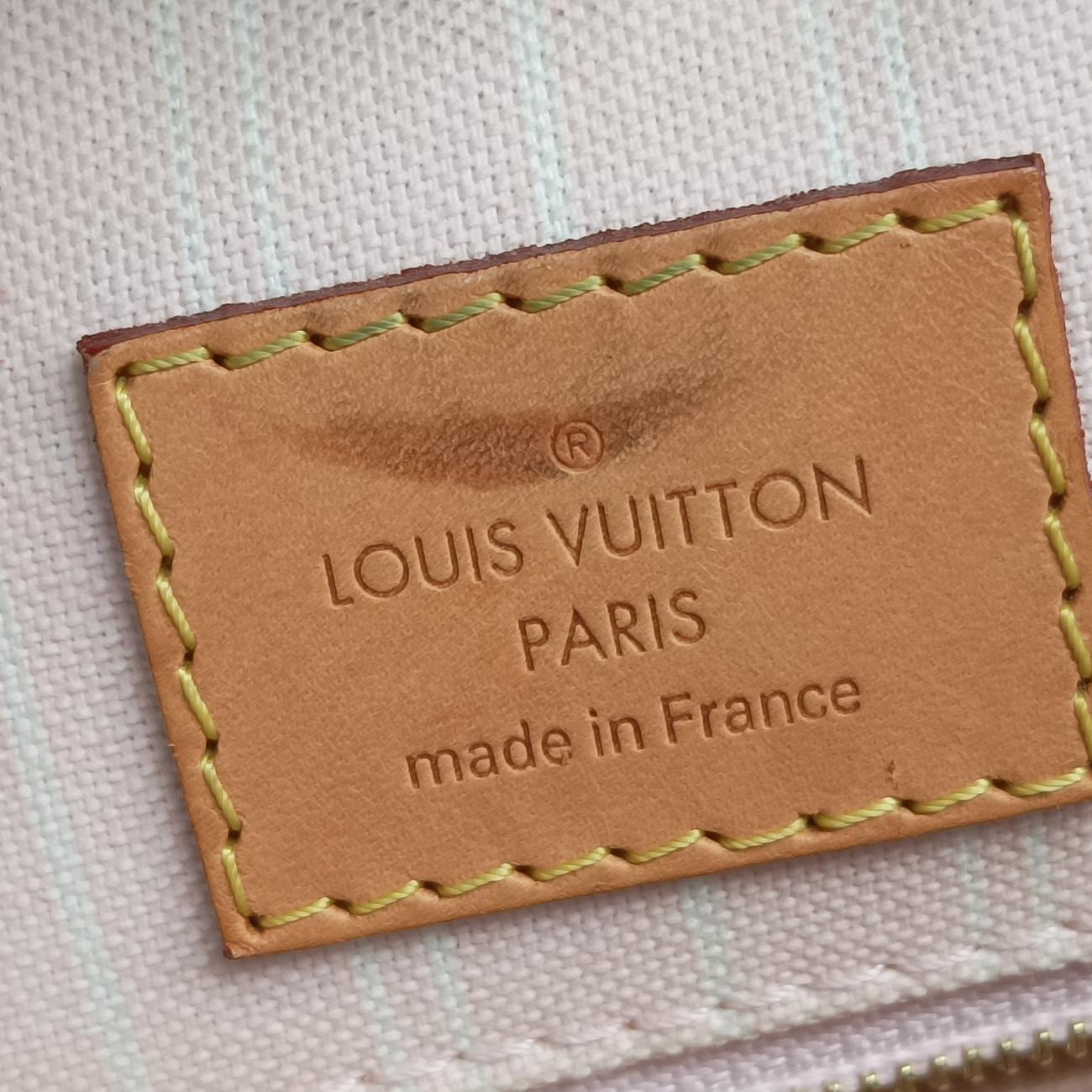 Pre-owned Louis Vuitton The Pool OnTheGo GM Pink×multicolor Monogram Giant M57889 shoulderbag | stylenewstar