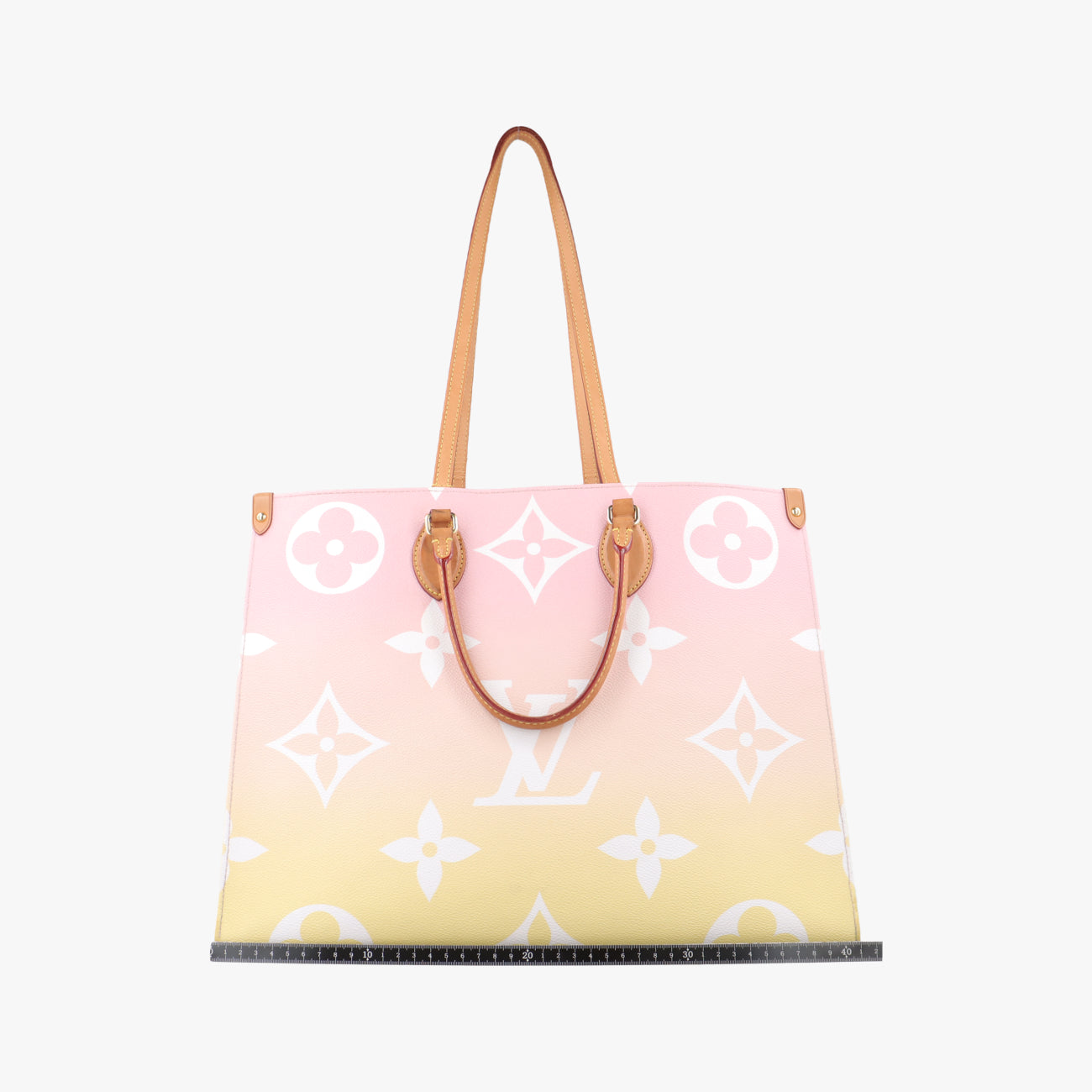 Pre-owned Louis Vuitton The Pool OnTheGo GM Pink×multicolor Monogram Giant M57889 shoulderbag | stylenewstar