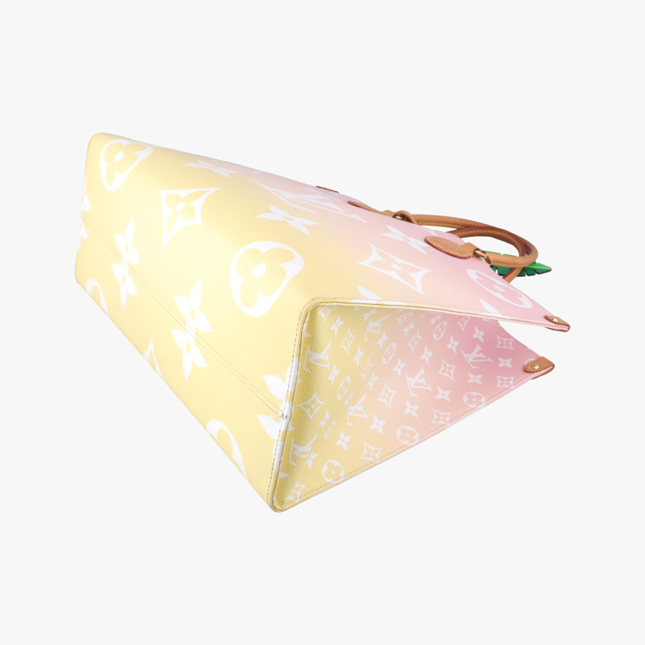 Pre-owned Louis Vuitton The Pool OnTheGo GM Pink×multicolor Monogram Giant M57889 shoulderbag | stylenewstar