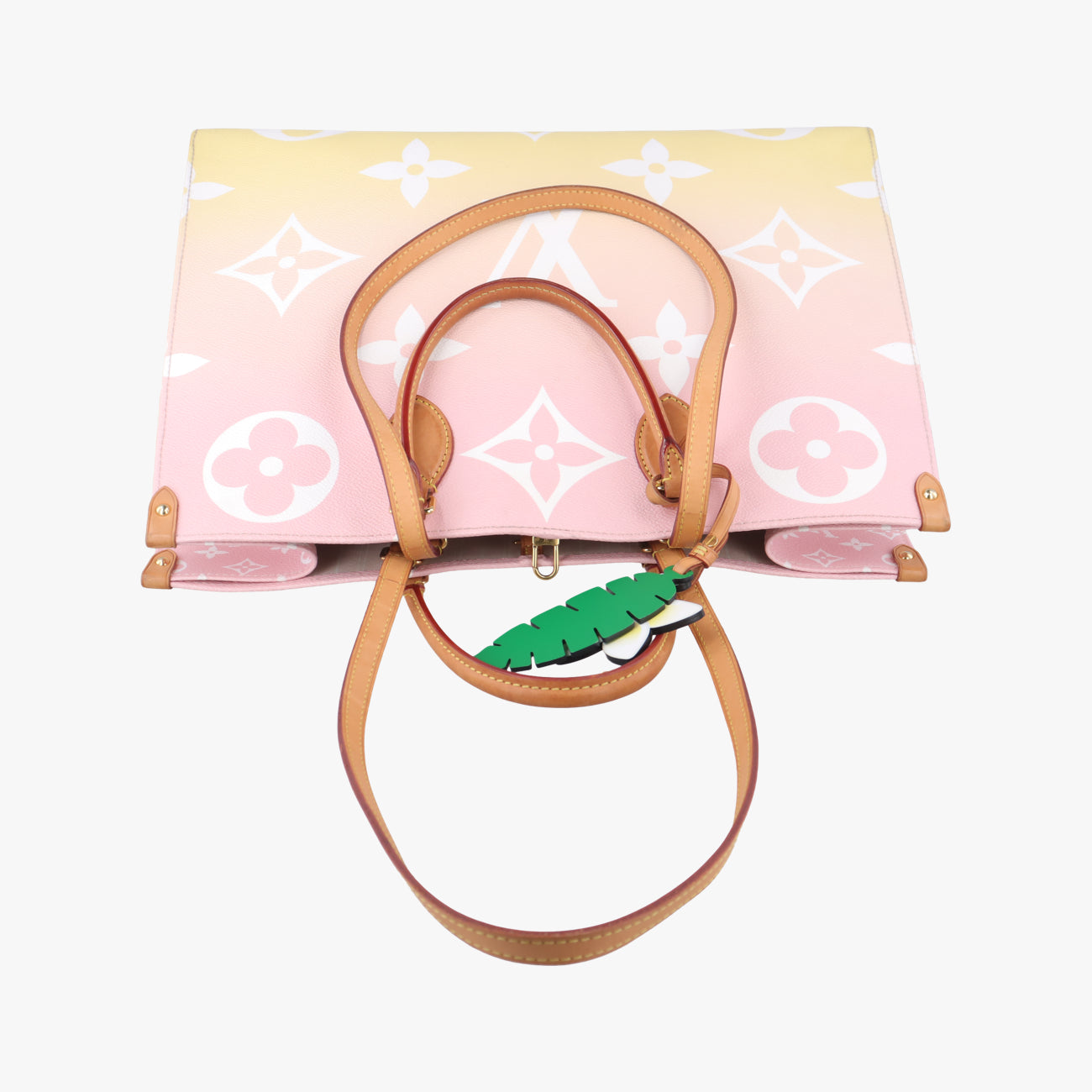 Pre-owned Louis Vuitton The Pool OnTheGo GM Pink×multicolor Monogram Giant M57889 shoulderbag | stylenewstar