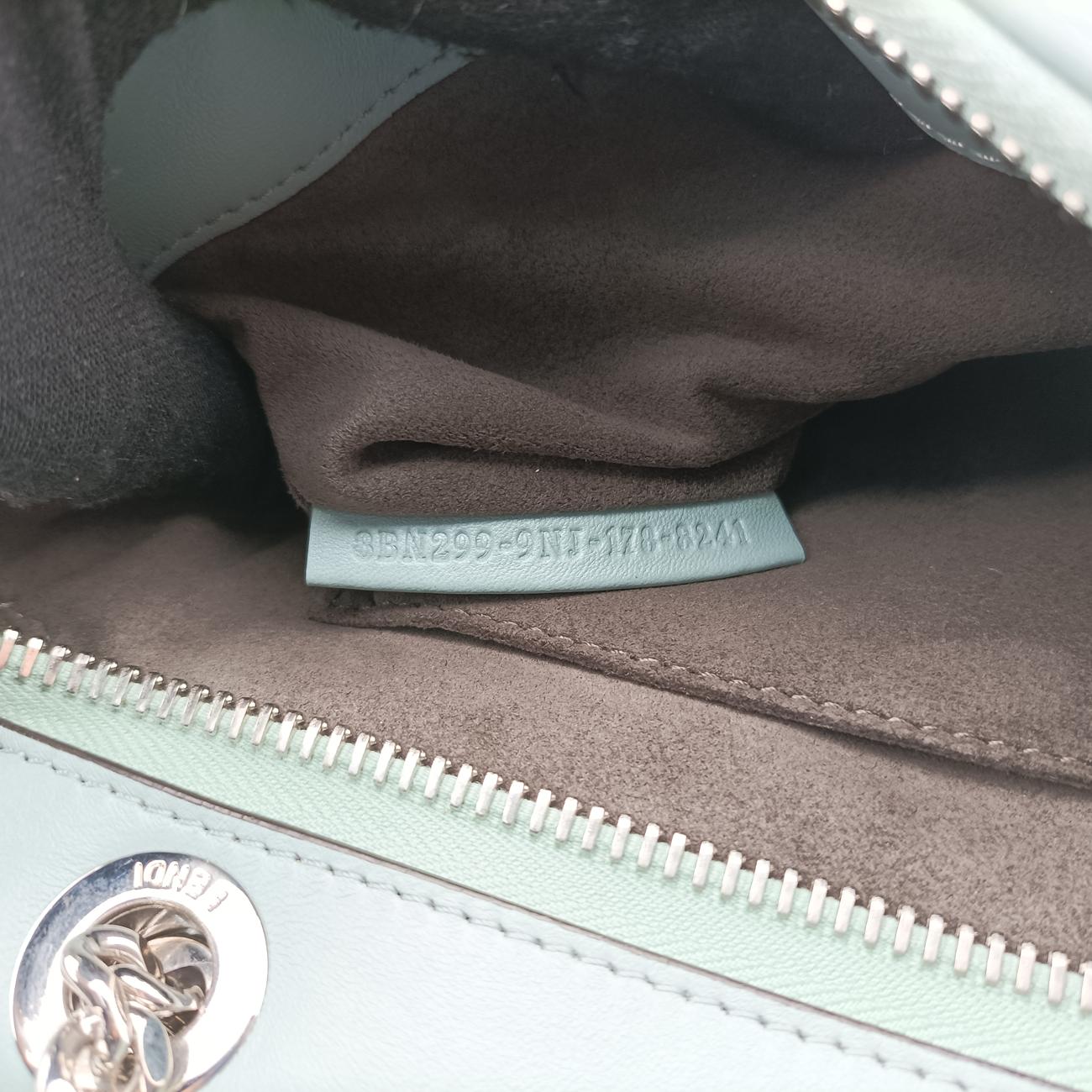 Secondhand Fendi Dotcom Click Small Green Leather 8BN299 shoulderbag | stylenewstar