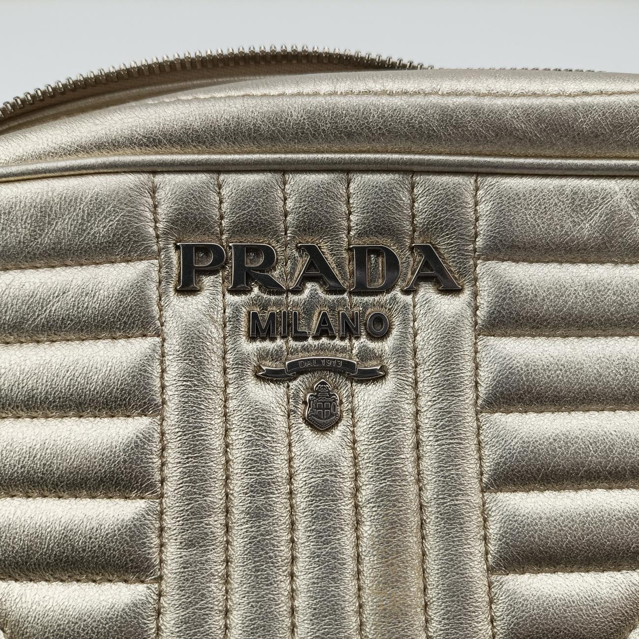 Pre-owned Prada Diagramme Golden Leather 1BH084 shoulderbag | stylenewstar