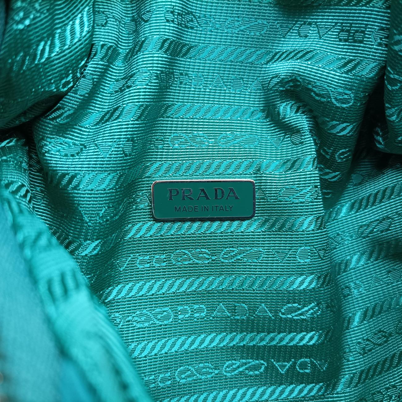 Pre-owned Prada Padded Nappa triangle Green lambskin 1BA315 shoulderbag | stylenewstar