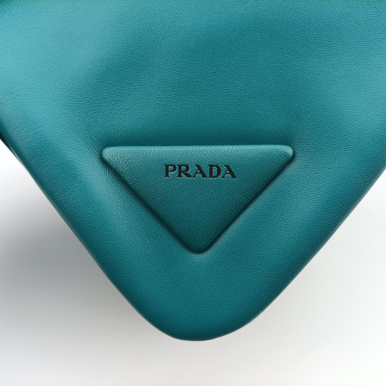 Pre-owned Prada Padded Nappa triangle Green lambskin 1BA315 shoulderbag | stylenewstar