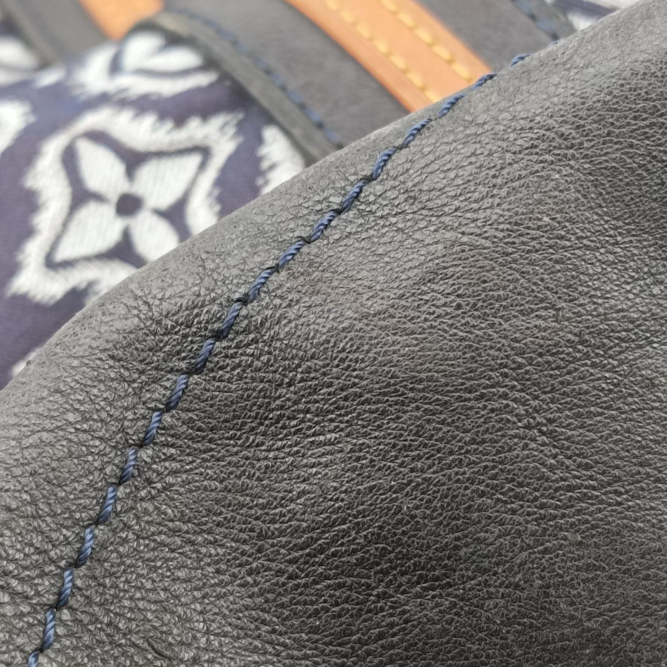 Pre-owned Louis Vuitton Aviator Marine×Navy Leather x Canvas M40383 shoulderbag | stylenewstar