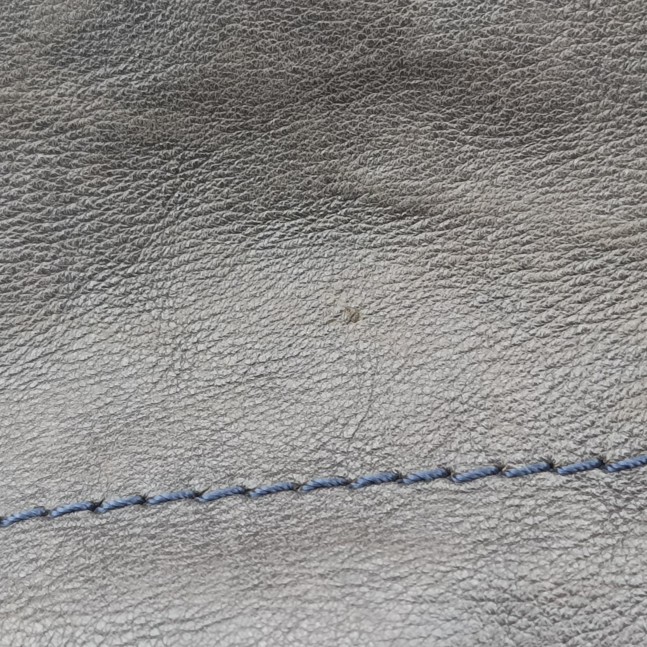 Pre-owned Louis Vuitton Aviator Marine×Navy Leather x Canvas M40383 shoulderbag | stylenewstar