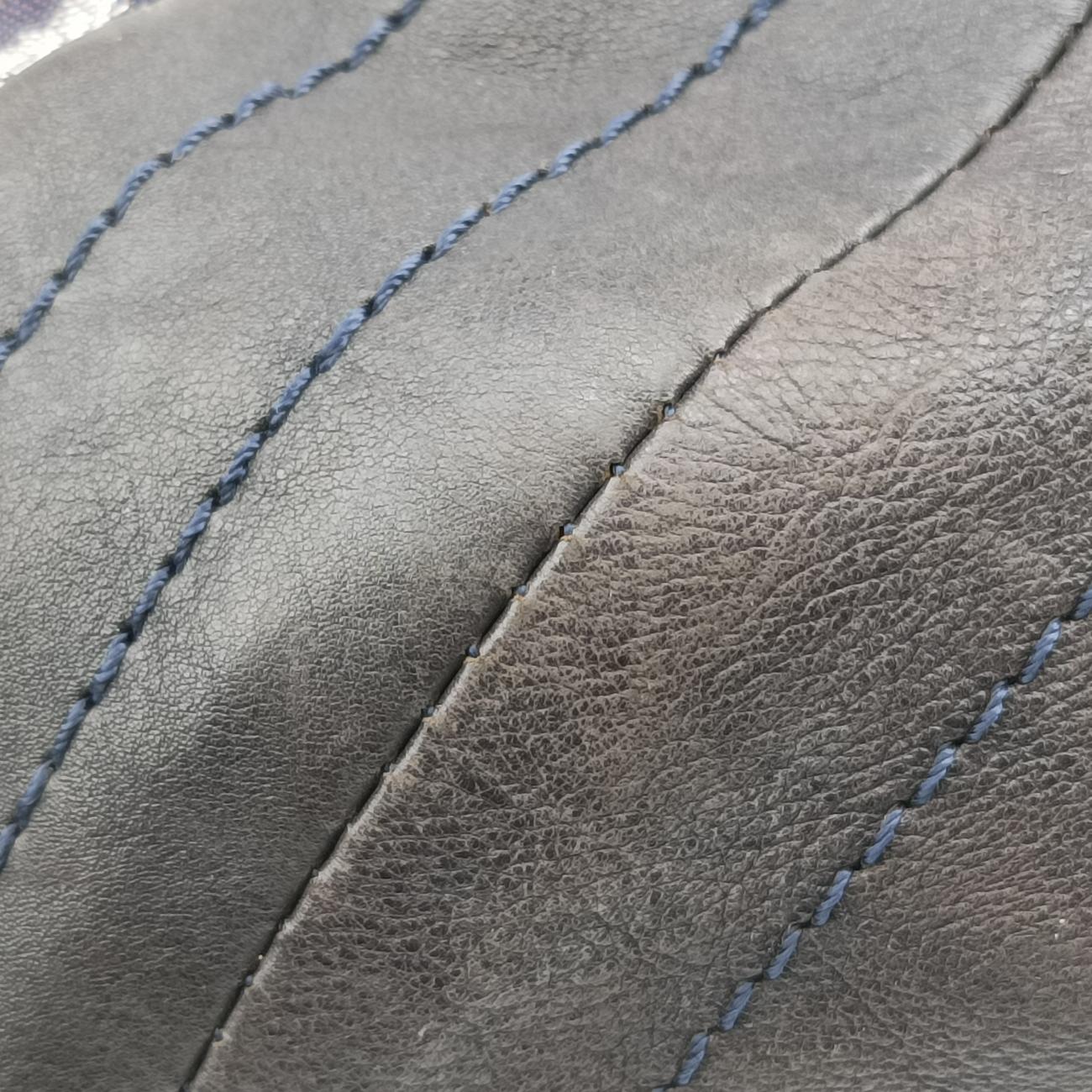 Pre-owned Louis Vuitton Aviator Marine×Navy Leather x Canvas M40383 shoulderbag | stylenewstar