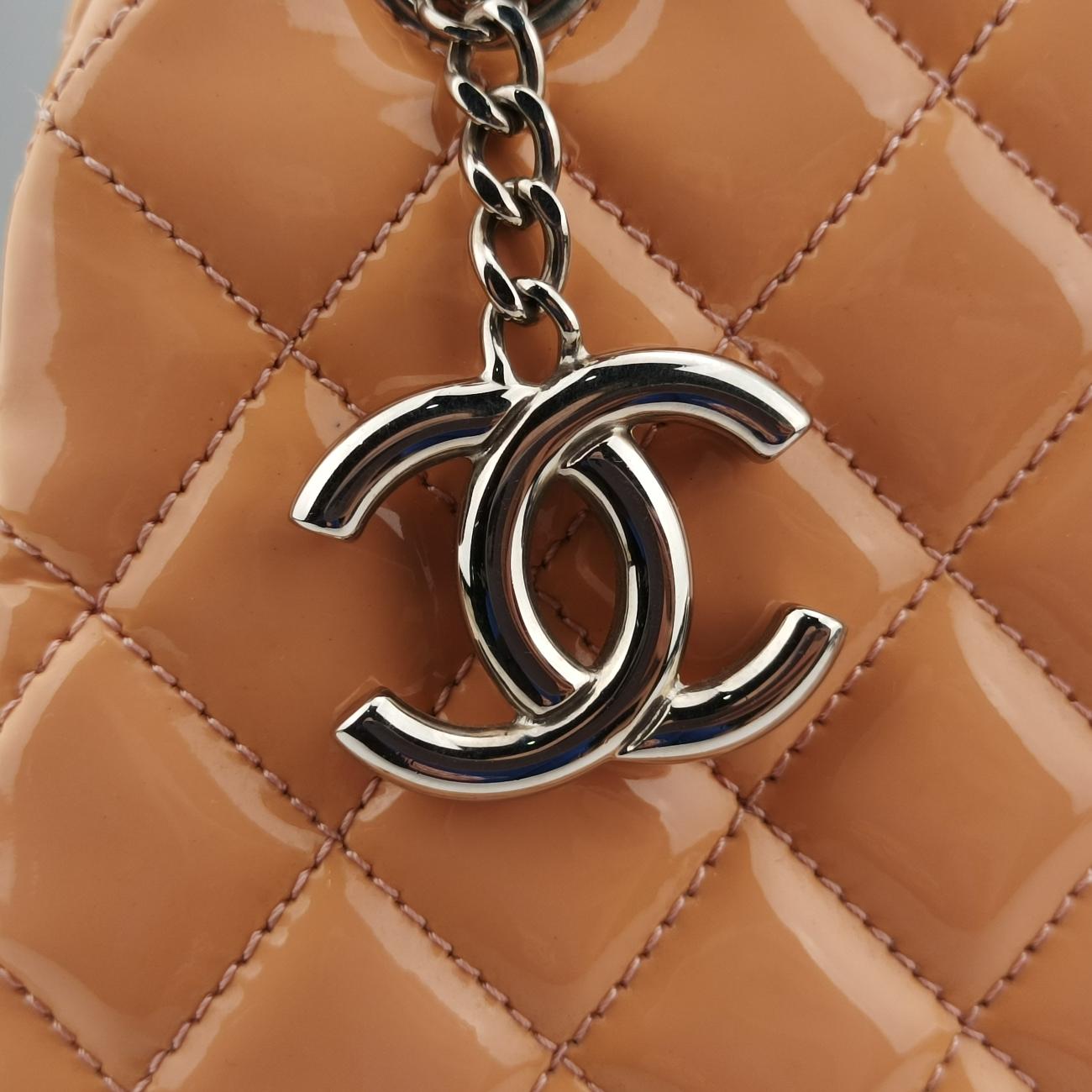 Pre-owned Chanel Mademoiselle Bowling Orange Patent A50558 shoulderbag | stylenewstar