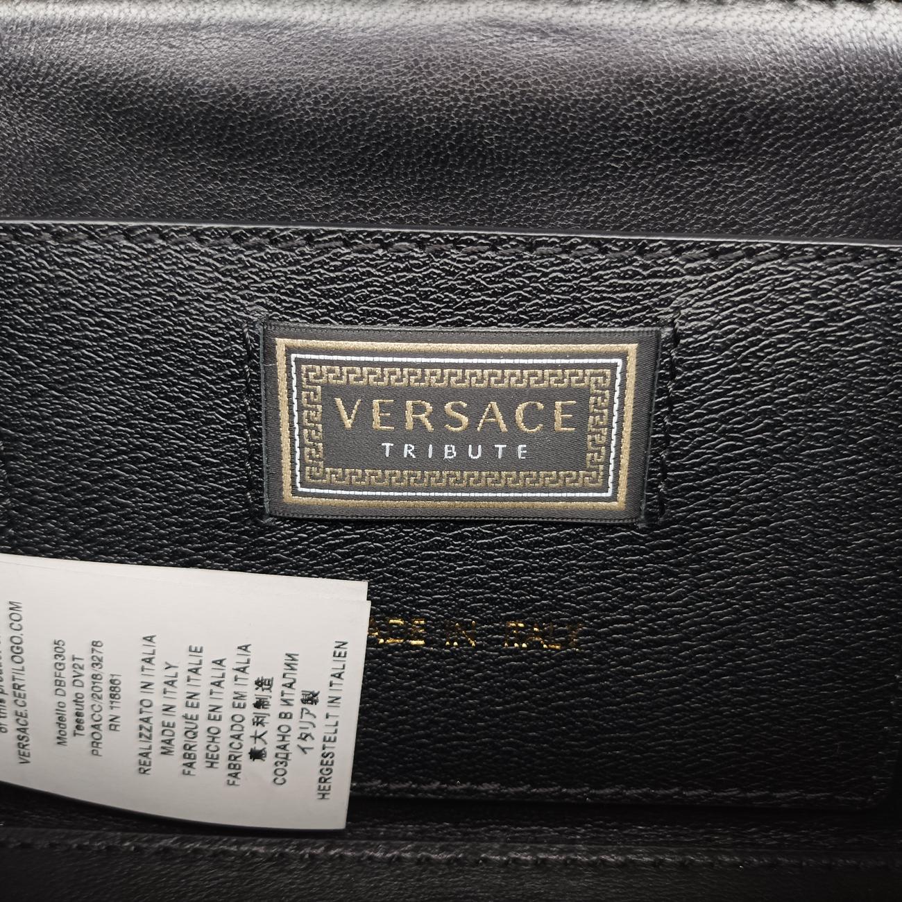 Pre-owned VERSACE Medusa Black Leather  shoulderbag | stylenewstar