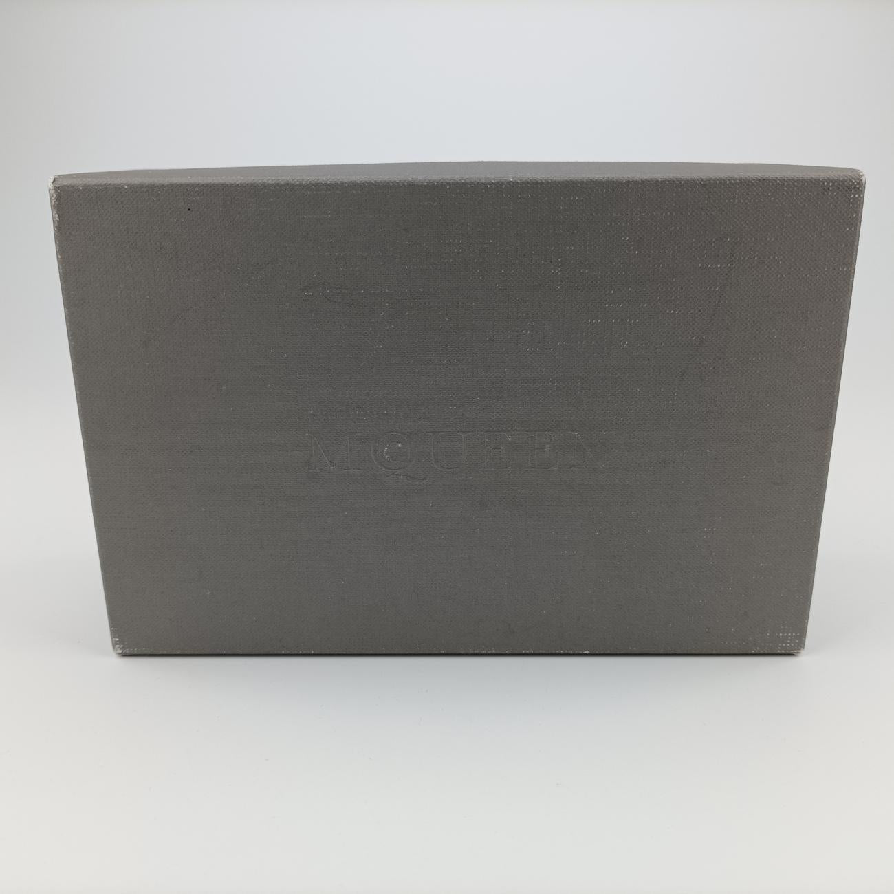 Vintage Alexander McQueen Studded Skull Box White Leather  clutchbag | stylenewstar