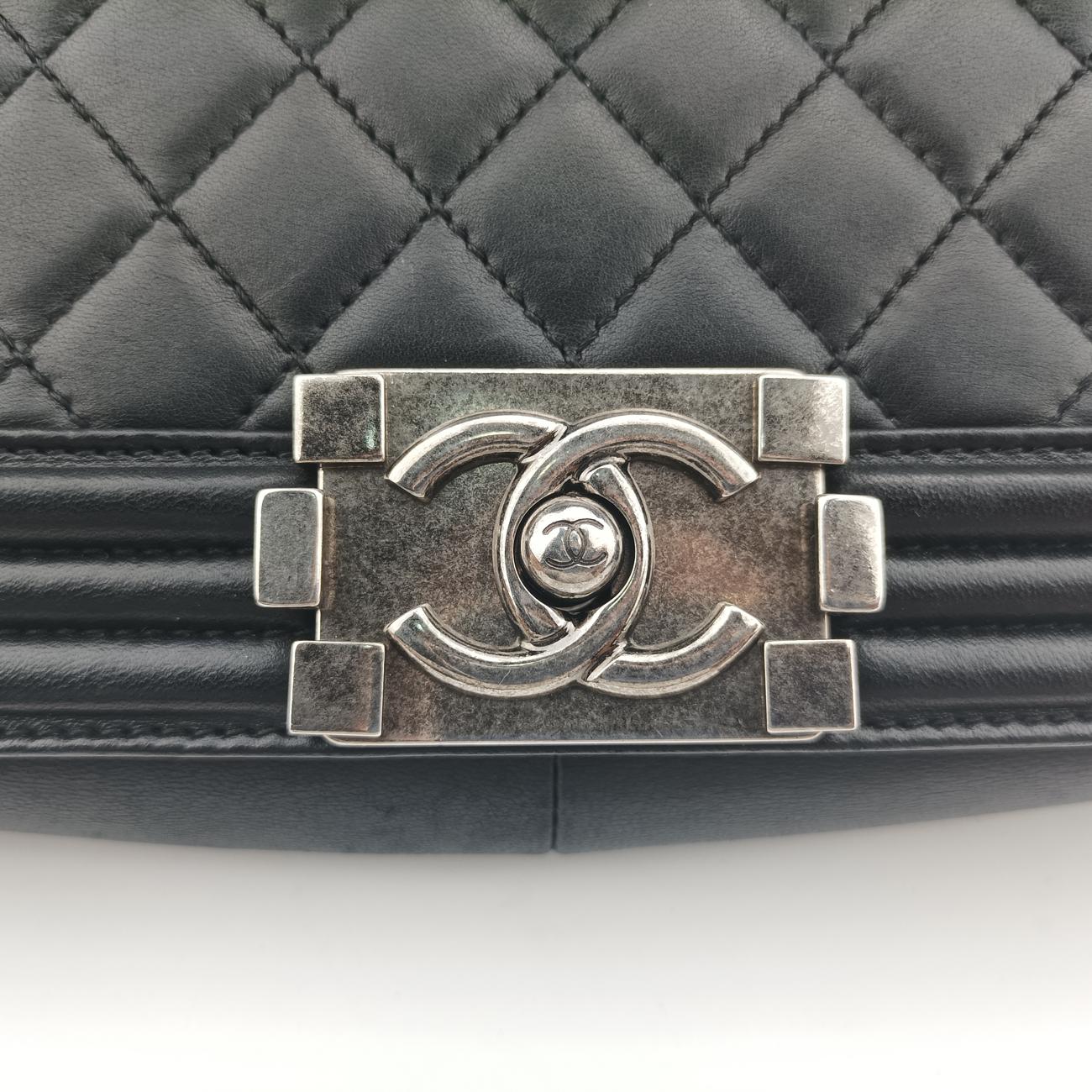 Vintage Chanel BOY CHANEL Black lambskin A67087 shoulderbag | stylenewstar