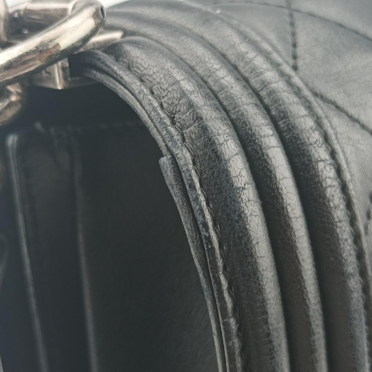 Vintage Chanel BOY CHANEL Black lambskin A67087 shoulderbag | stylenewstar