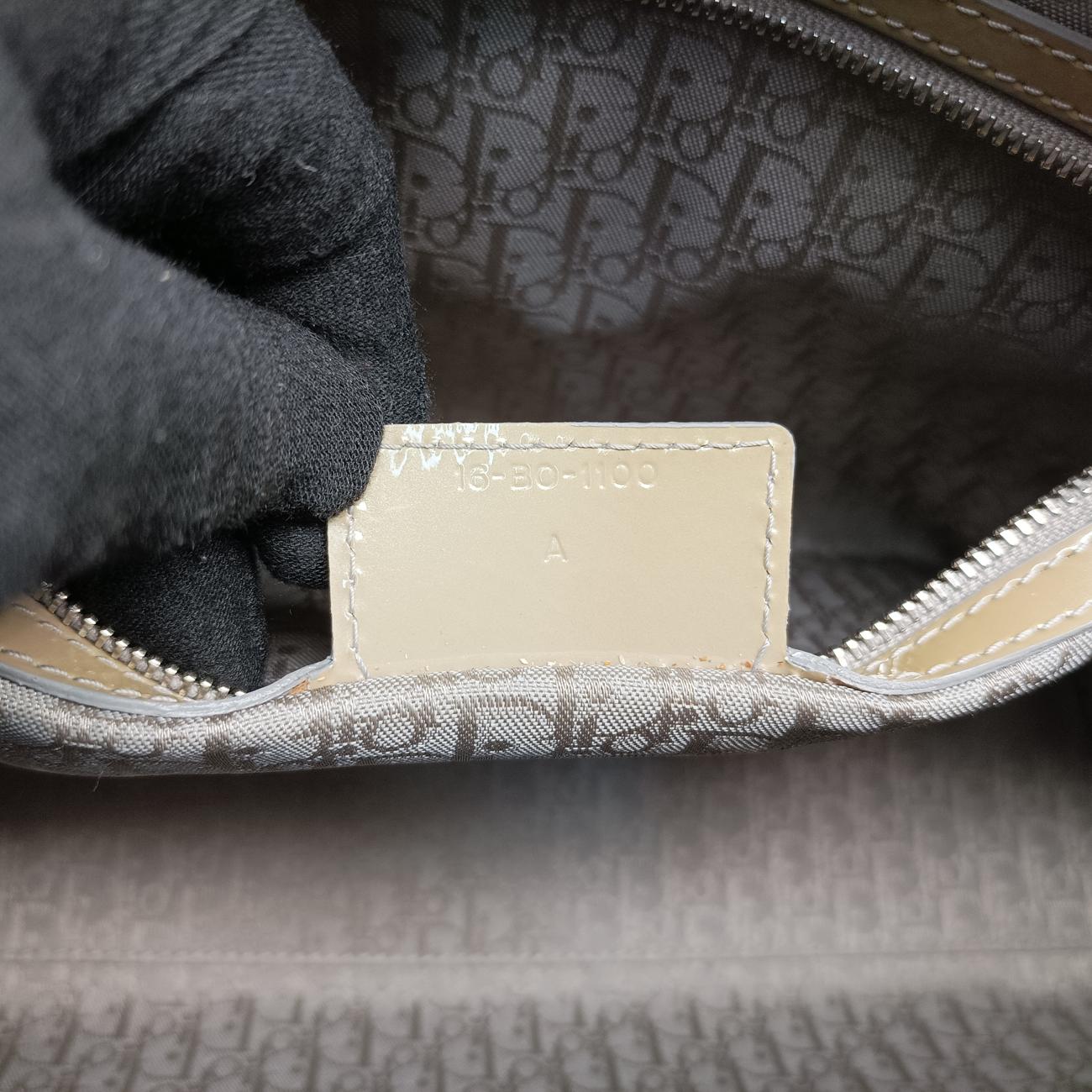 Secondhand Christian Dior Lady Dior Yellow Patent  shoulderbag | stylenewstar