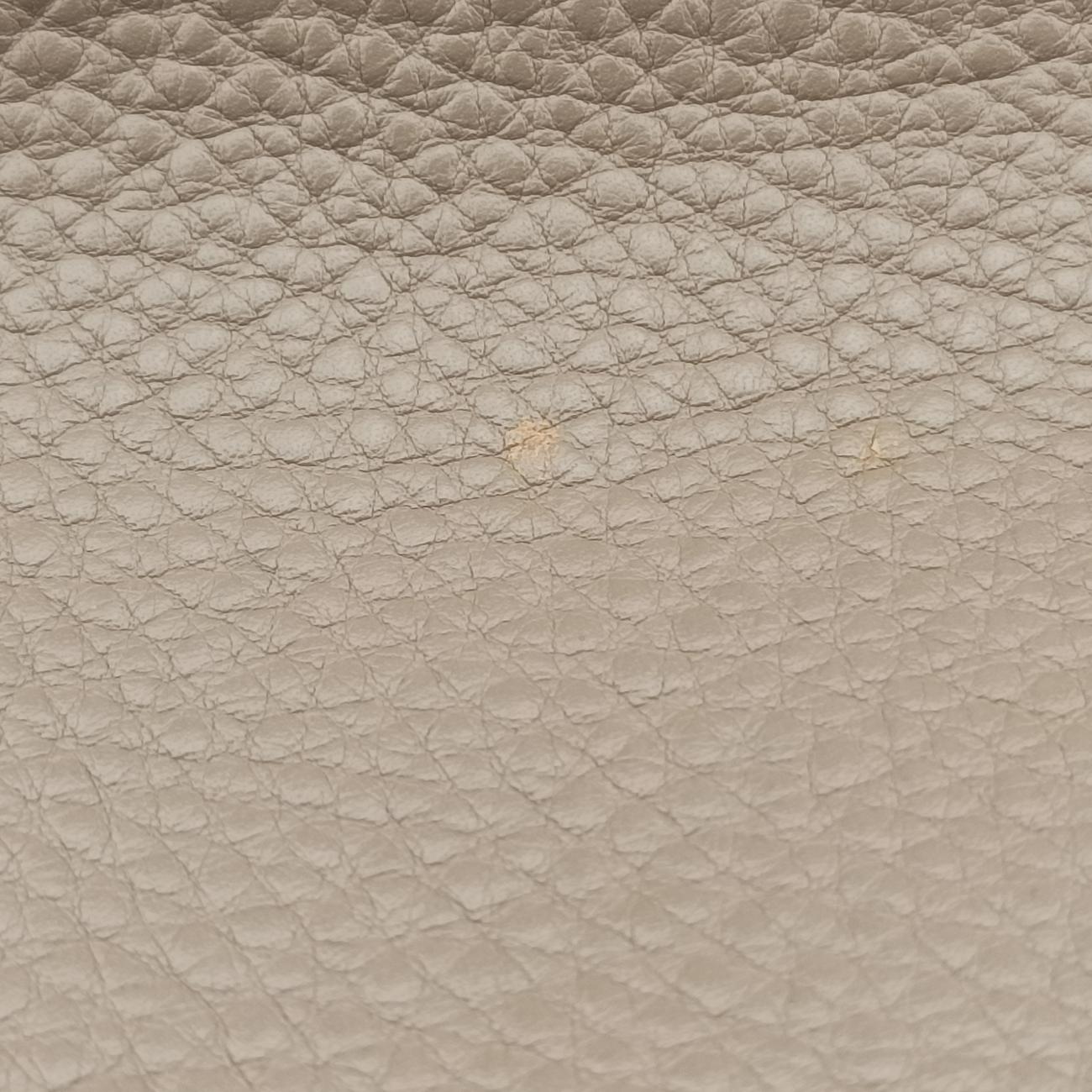 Pre-owned Prada OUTLET Beige Leather BR4393 handbag | stylenewstar