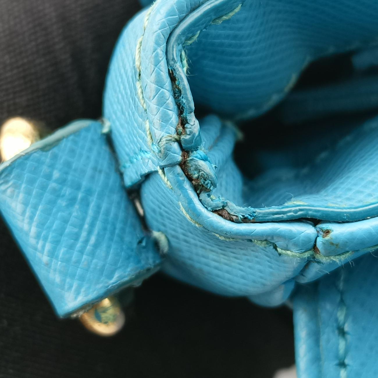 Vintage Prada lock Fuoco Sound Top Handle Blue SAFFIANO Leather BT0963 shoulderbag | stylenewstar