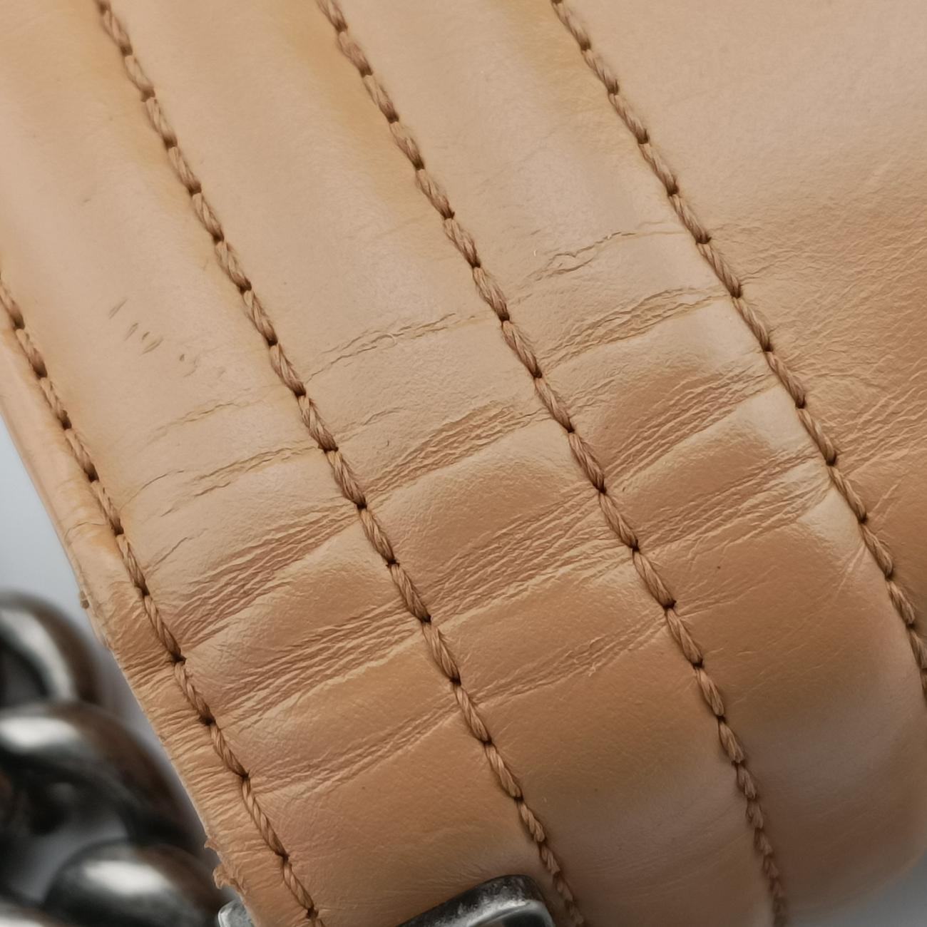 Pre-owned Chanel BOY CHANEL Beige Leather A66713 shoulderbag | stylenewstar