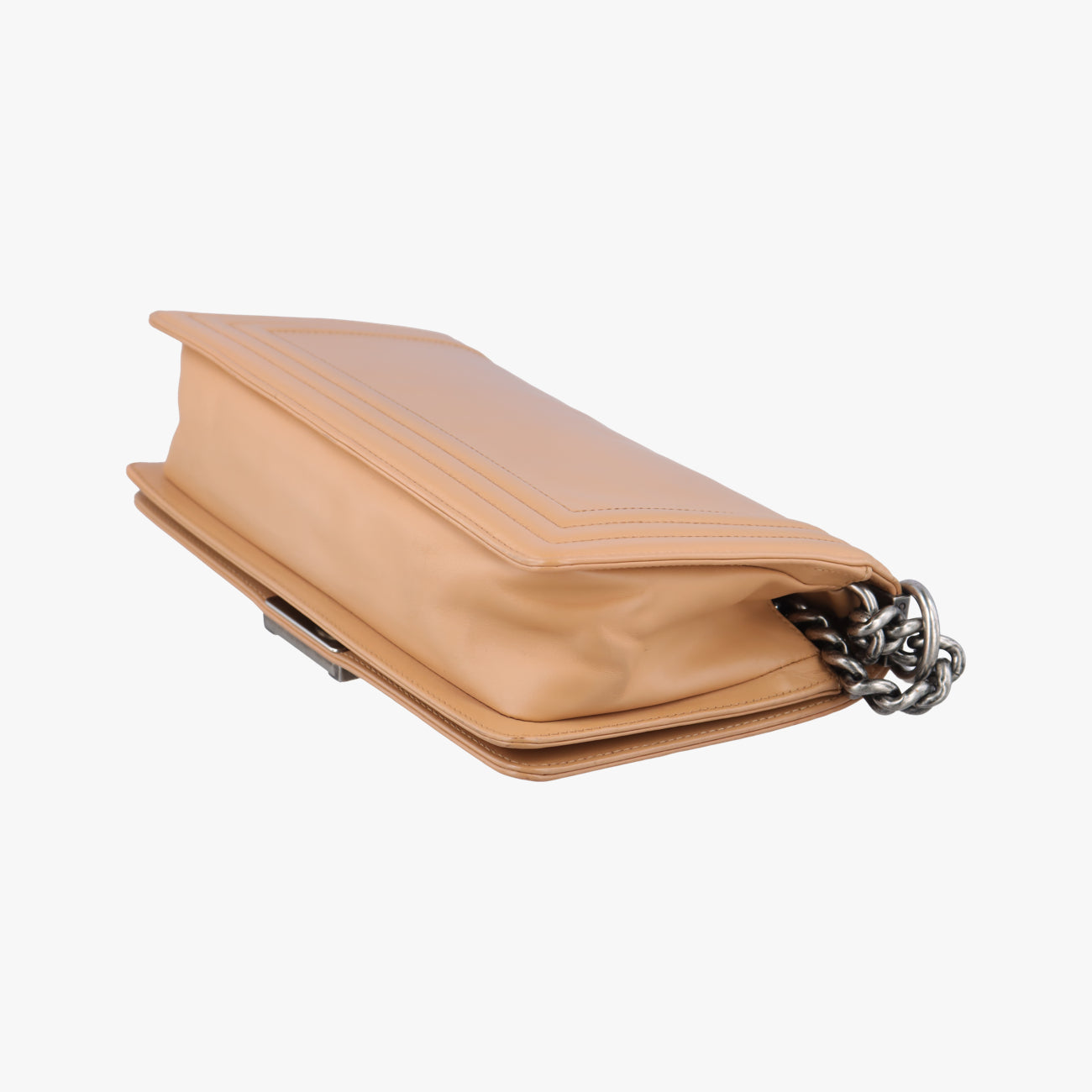 Pre-owned Chanel BOY CHANEL Beige Leather A66713 shoulderbag | stylenewstar