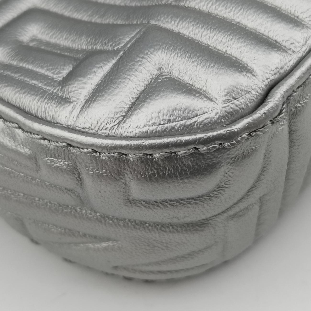 Pre-owned Fendi BAGUETTE Silver Leather 8BR600 shoulderbag | stylenewstar