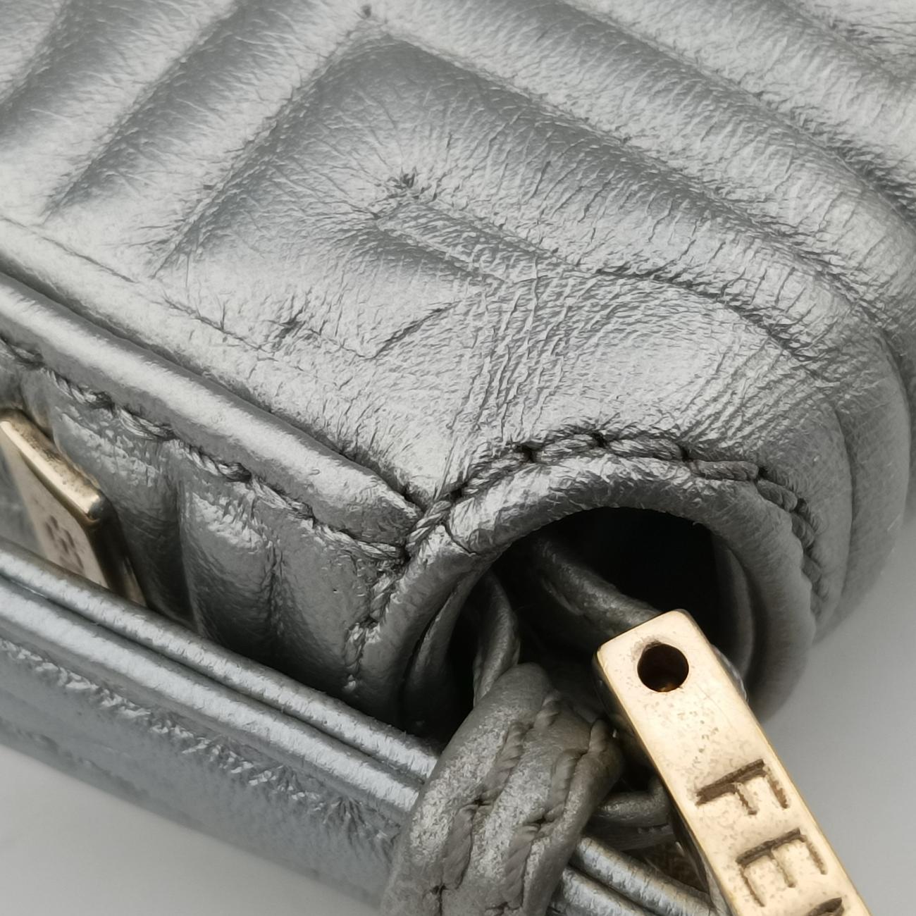 Pre-owned Fendi BAGUETTE Silver Leather 8BR600 shoulderbag | stylenewstar