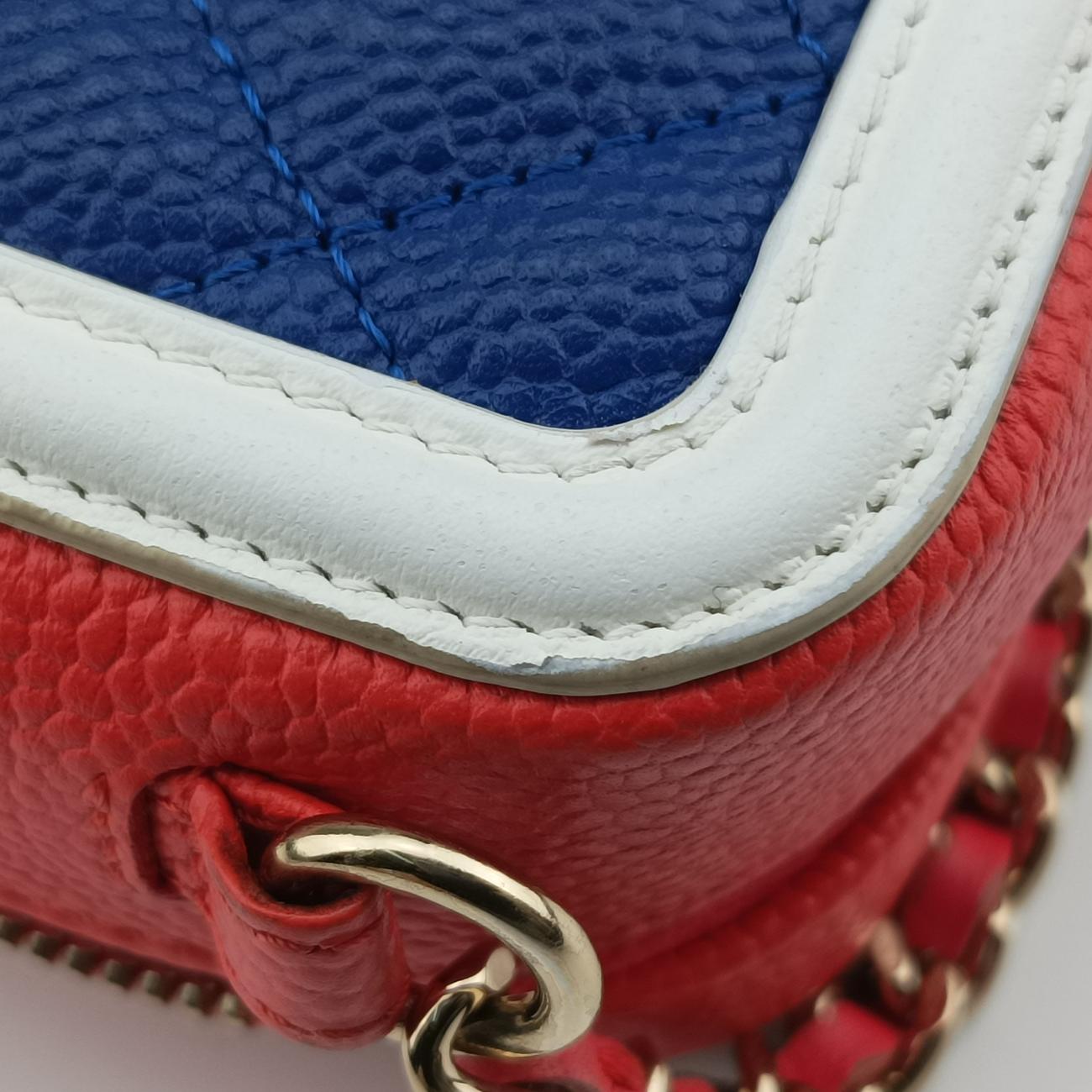 Pre-owned Chanel Filigree Vanity Case Blue x White x Red Caviar Skin A84452 shoulderbag | stylenewstar