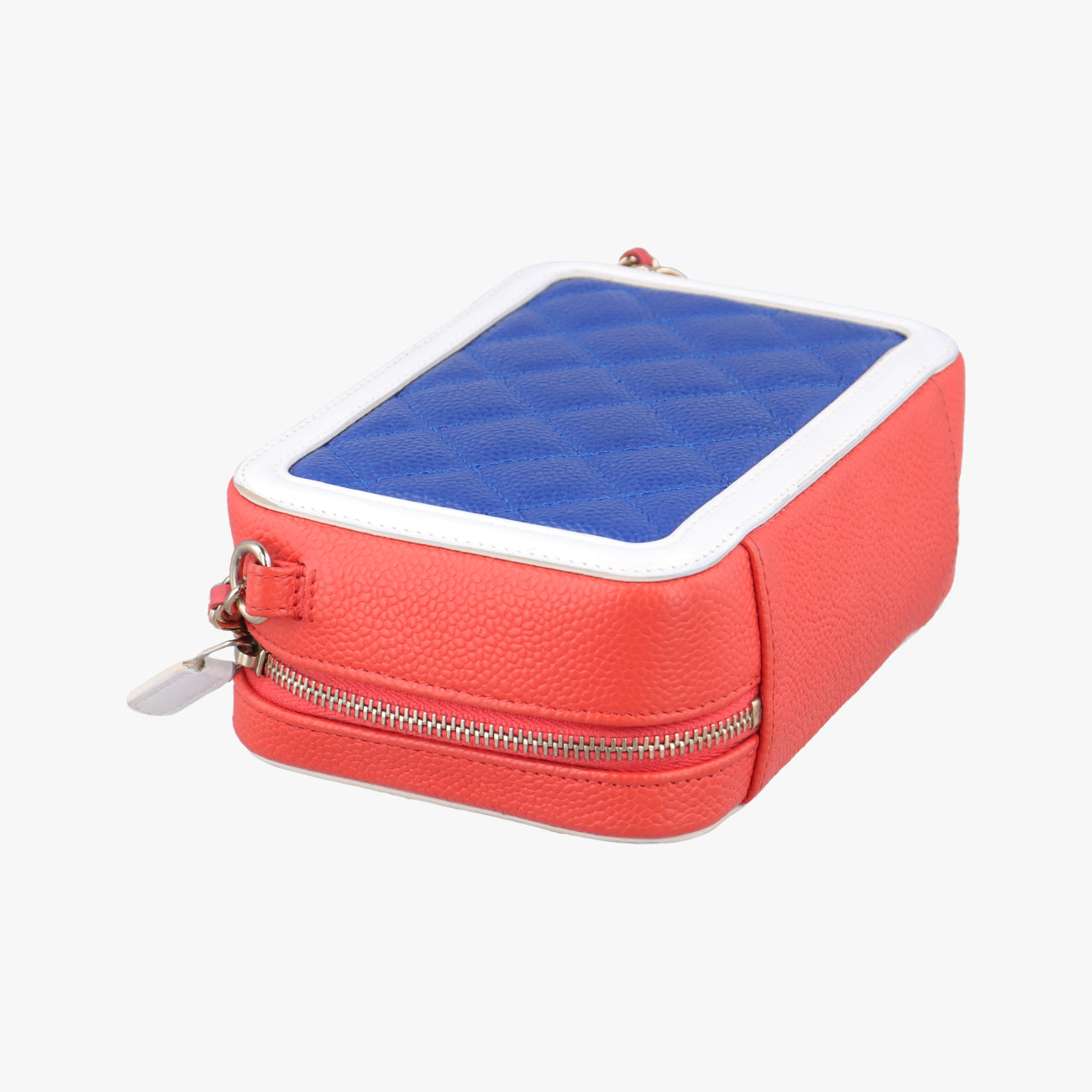 Pre-owned Chanel Filigree Vanity Case Blue x White x Red Caviar Skin A84452 shoulderbag | stylenewstar