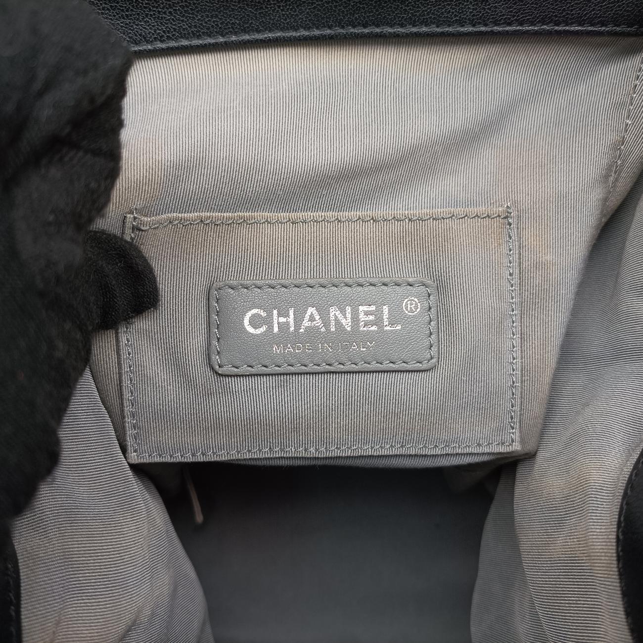 Pre-owned Chanel Matrasse Black Leather A93589 backpack/rucksack | stylenewstar