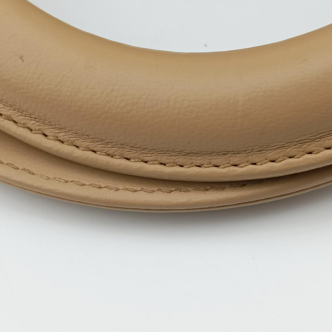 Secondhand Christian Dior Lady Dior Beige lambskin  shoulderbag | stylenewstar