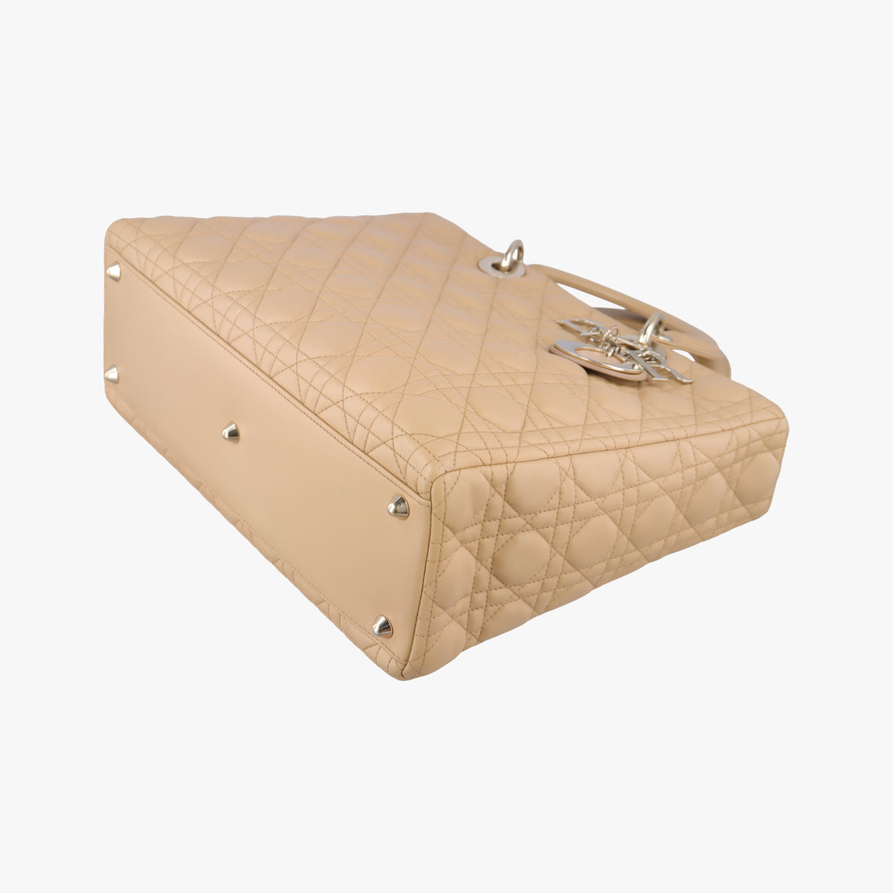 Secondhand Christian Dior Lady Dior Beige lambskin  shoulderbag | stylenewstar