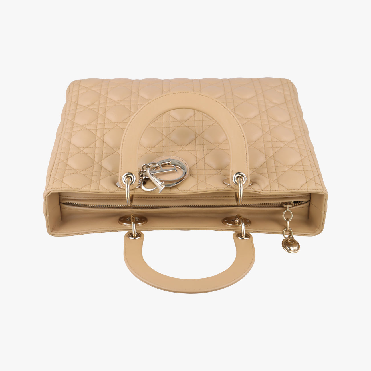 Secondhand Christian Dior Lady Dior Beige lambskin  shoulderbag | stylenewstar