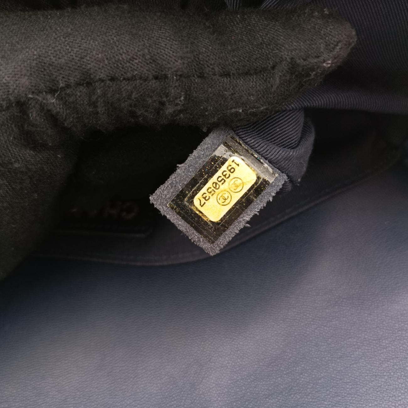 Pre-owned Chanel BOY CHANEL Blue leather A90181 shoulderbag | stylenewstar